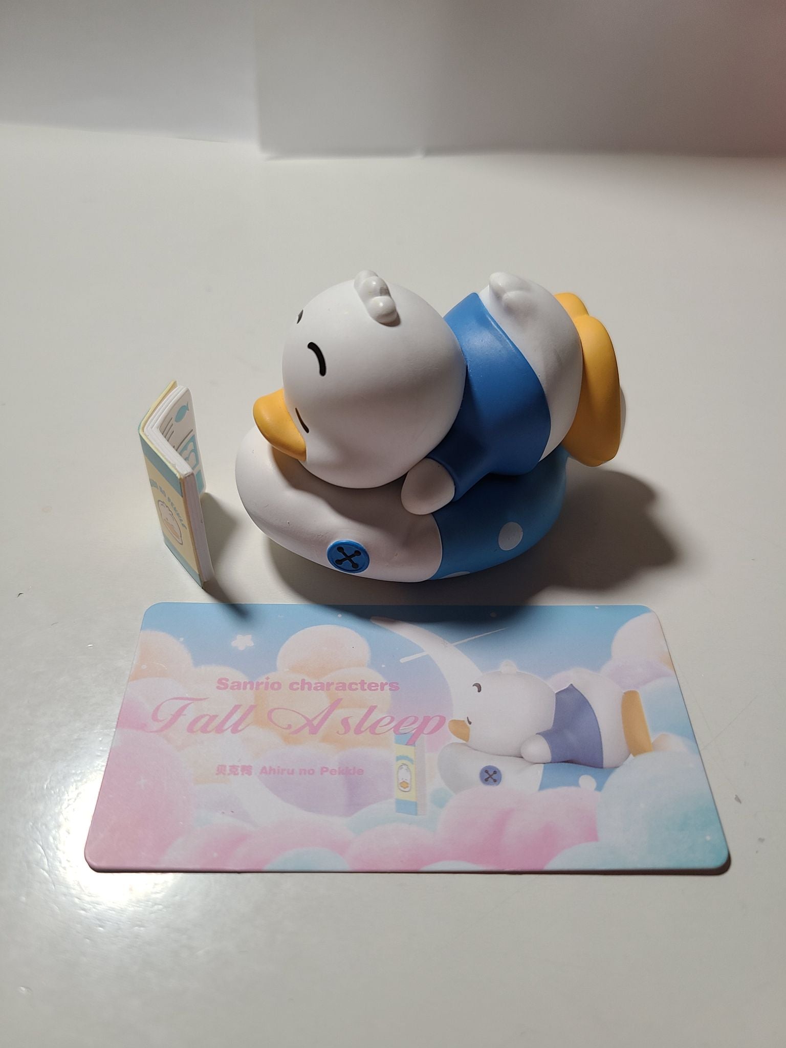 Ahiru no Pekkle - Sanrio Characters Fall Asleep by - POP MART - 1