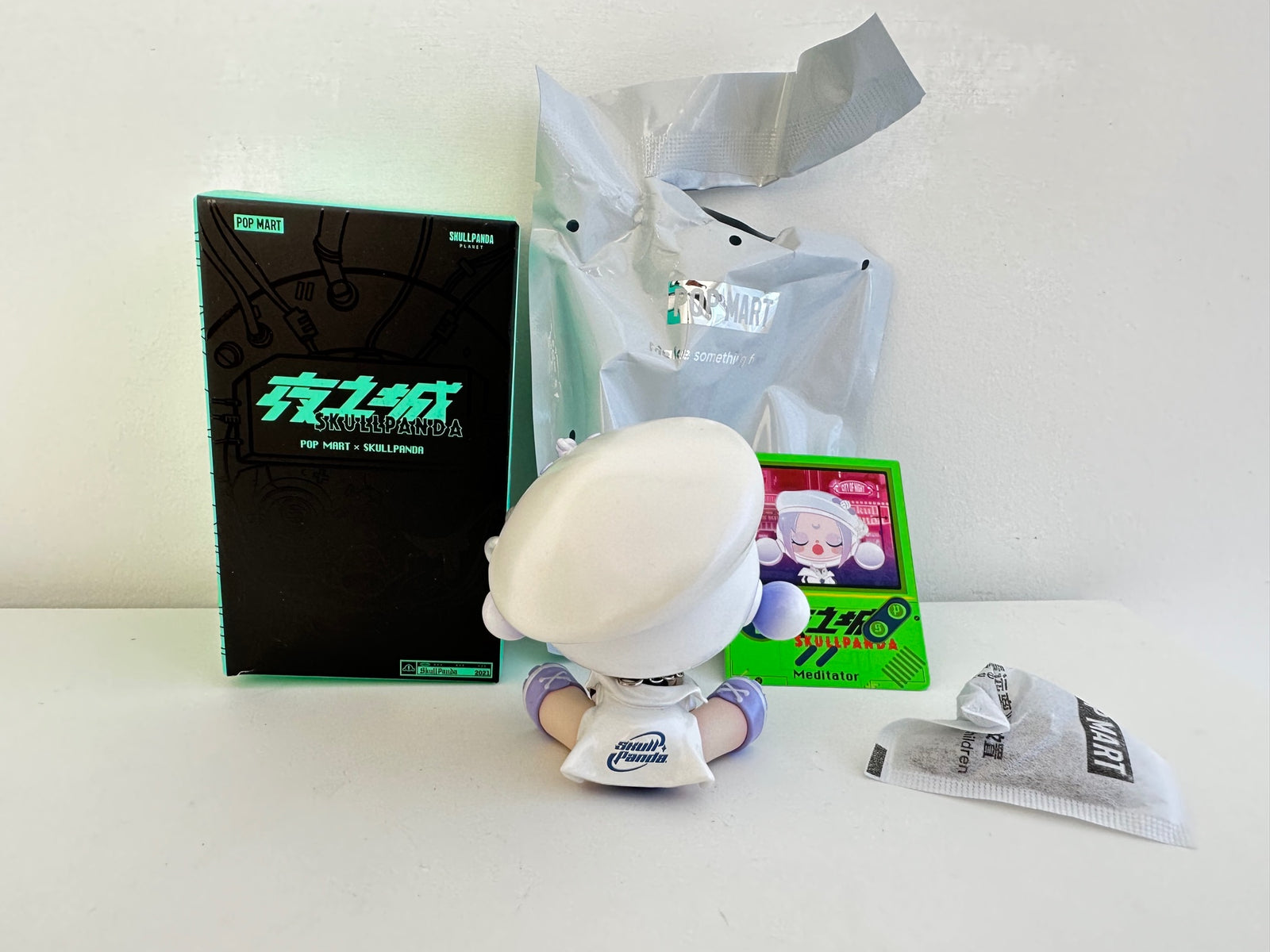 Meditator - City of Night Blind Box Series by SkullPanda by POP MART - 2