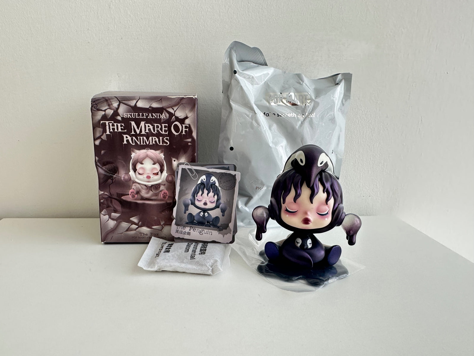 The penguin - Skullpanda The Mare of Animals Series by POP MART - 2