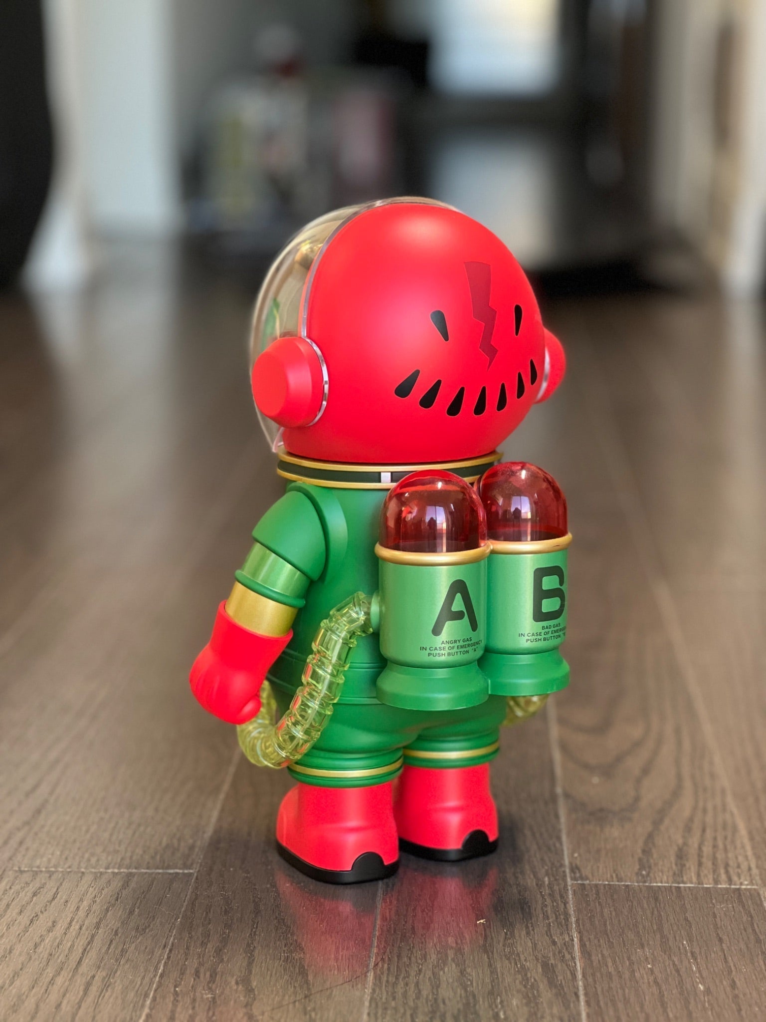 Pop Mart MEGA Space Molly Watermelon 400% - 2