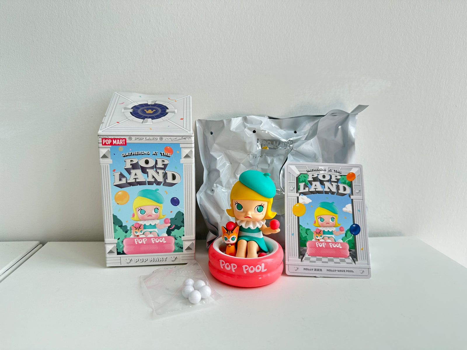 MOLLY WAVE POOL - Gathering At The POP LAND BY POP MART - 2