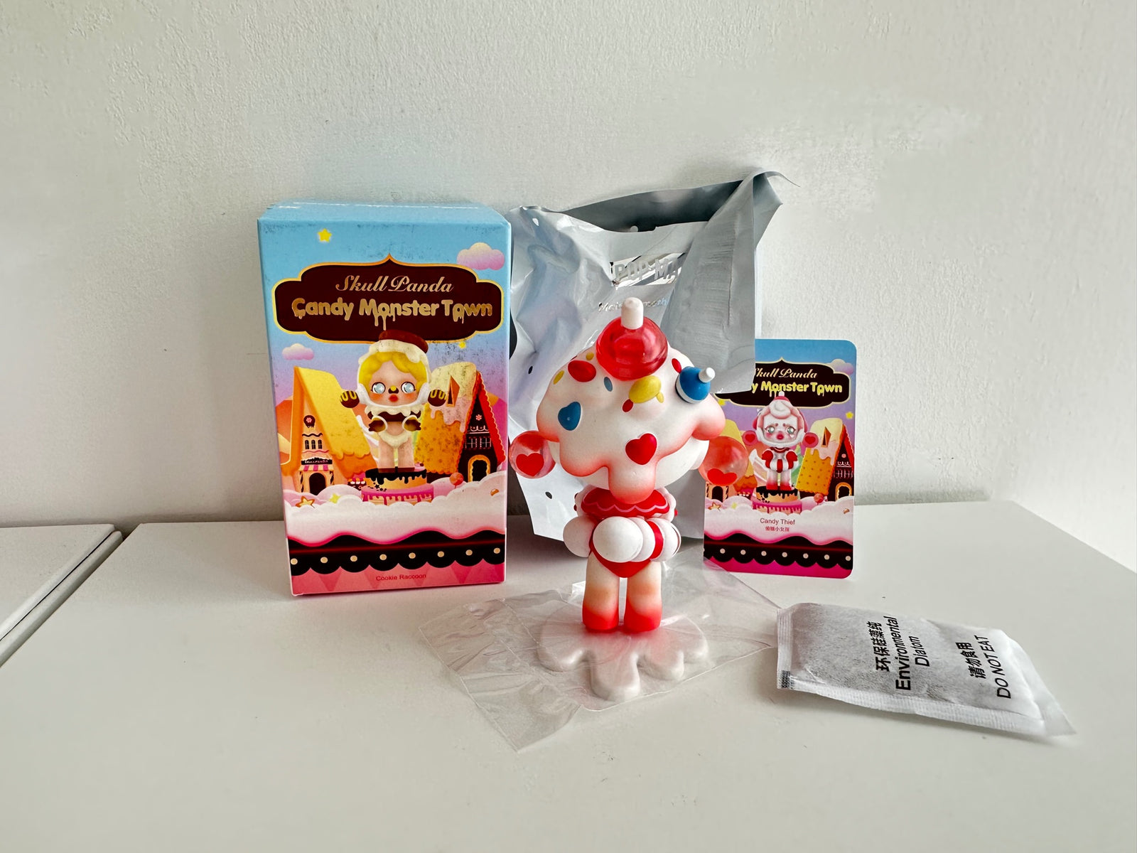 Candy Thief - SKULLPANDA Candy Monster Town Series by POP MART - 2