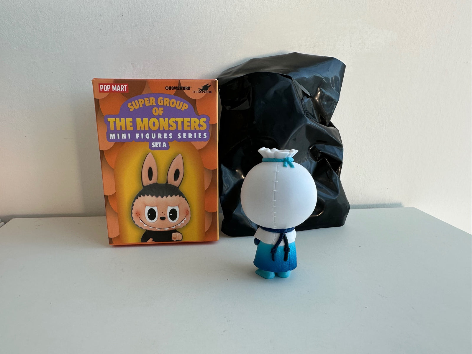 SPOOKY (Special Colour) - Super Group of THE MONSTERS Mini Figures Series Set A by POP MART - 2