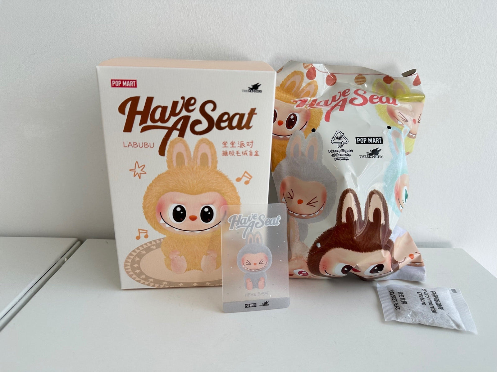 HEHE - LABUBU The Monsters Macaron Have a seat limited 2nd generation figure by POP MART - 1