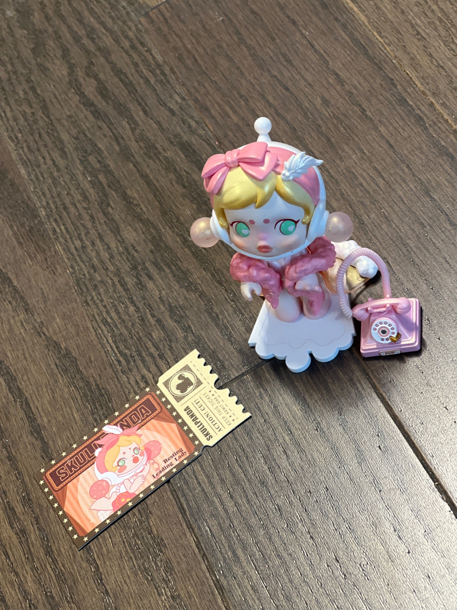 Resting leading lady - POP MART SKULLPANDA action! Cut! Series Blind Box - 3