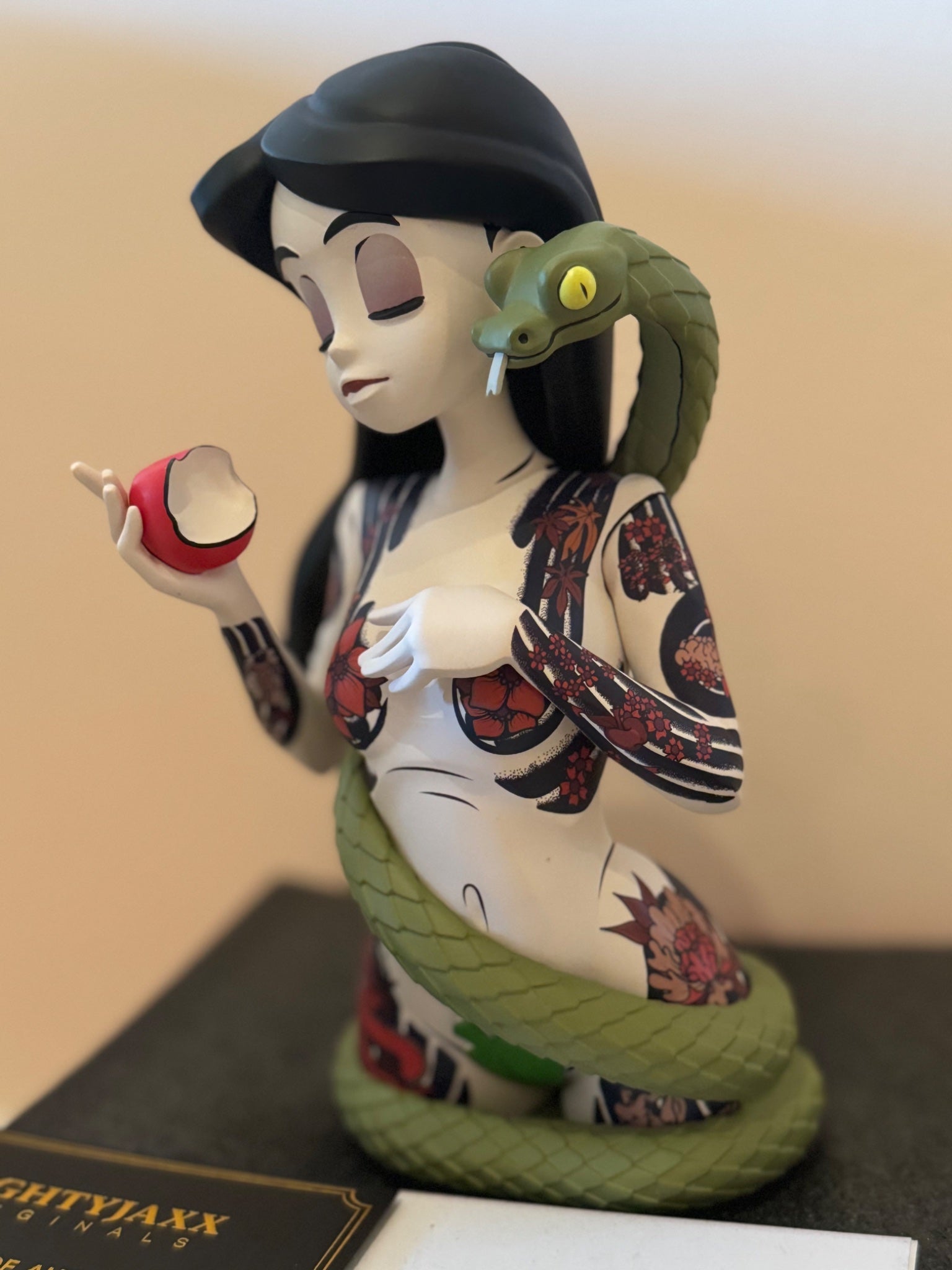 Mighty Jaxx - Inked Stories: Eve Featuring JPK (colorized) - 3