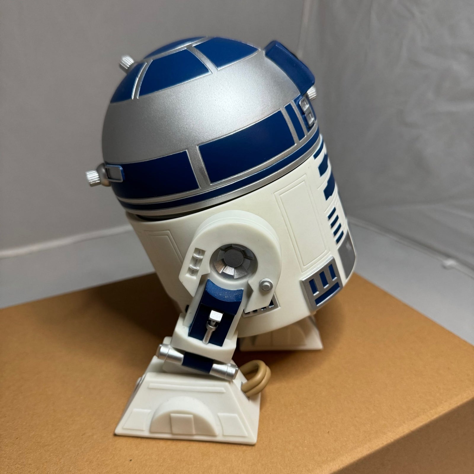 BAPE x Medicom x Star Wars R2-D2 Figure - 4