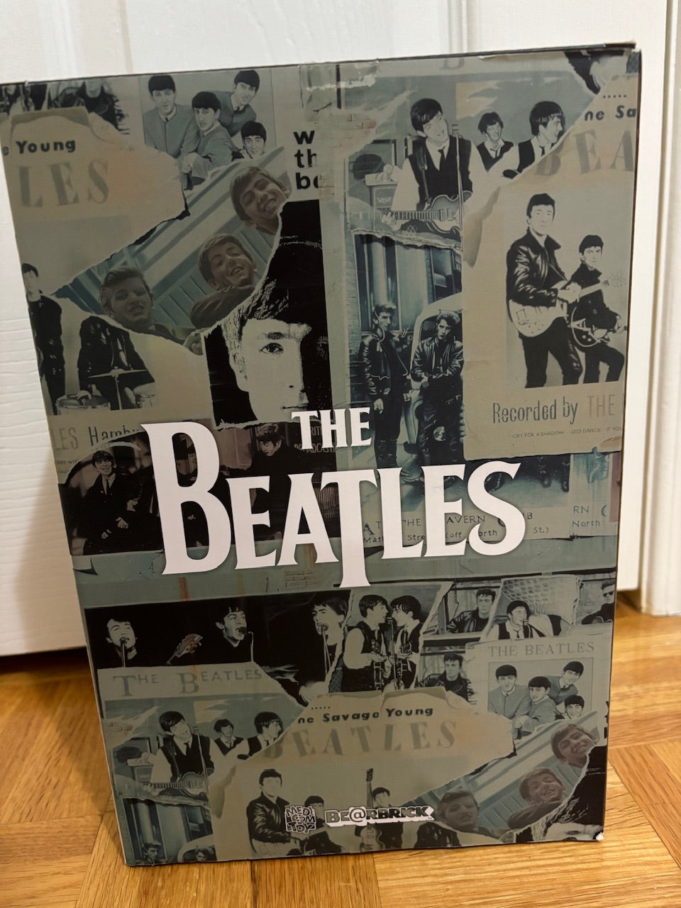 Bearbrick Beatles 400% and 100% - 2