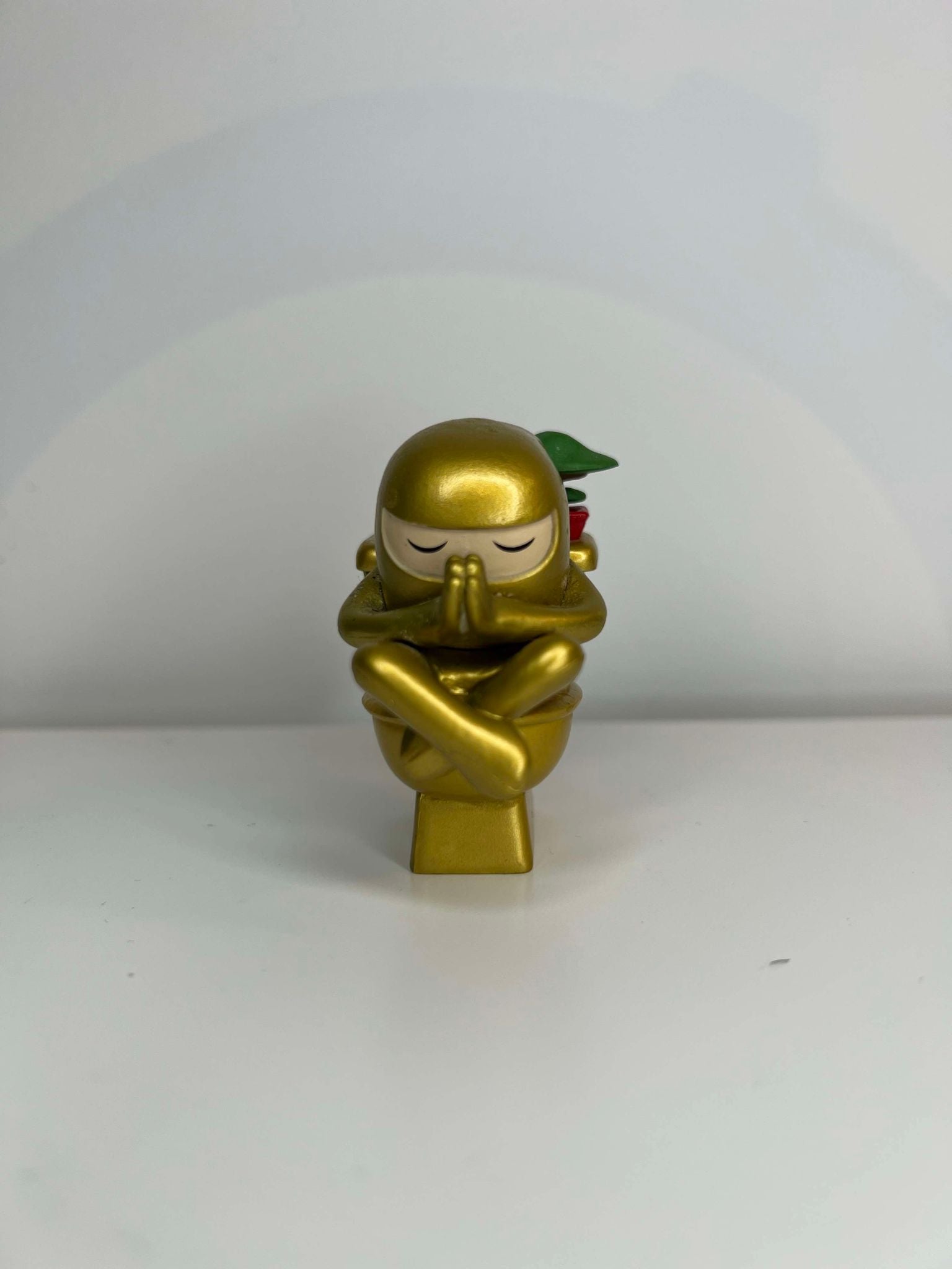 Funko Paka Paka Toilet Ninjas Series 1 Gold W.C. Hyper Chase Figure - 2