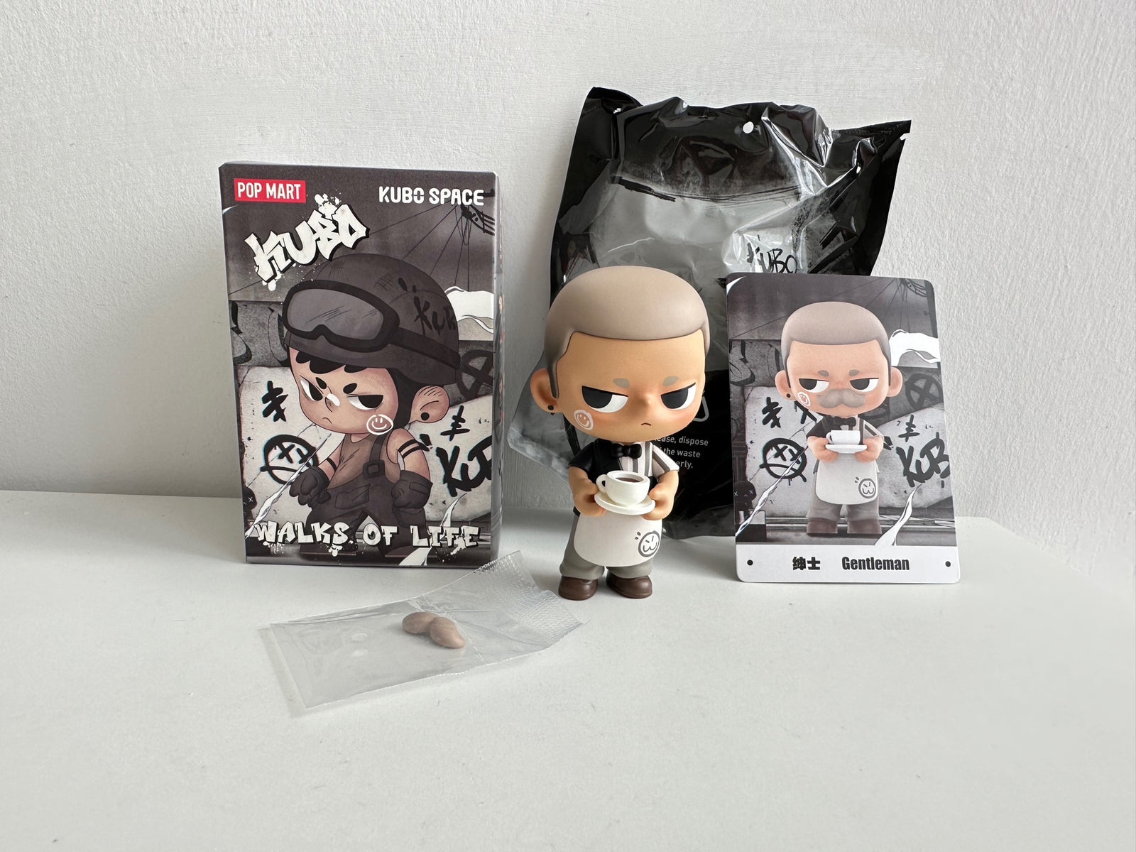 Gentleman - Kubo Walks of Life by POP MART - 2