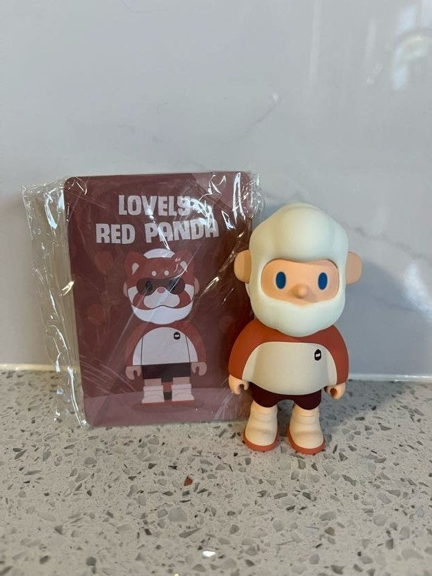 Lovely Red Panda (missing mask) Farmer Bob by Finding Unicorn - 1