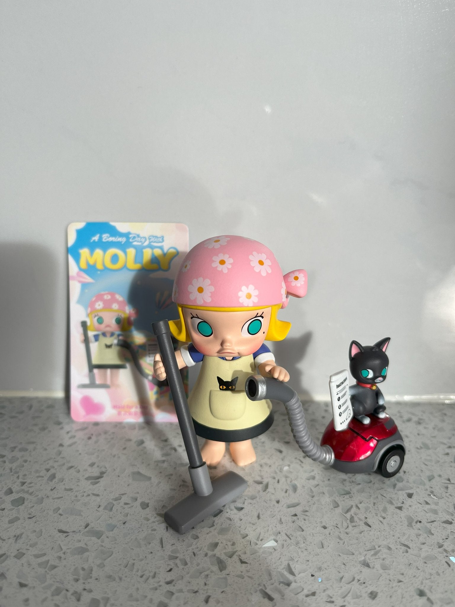 Maid for a Day - A Boring Day with Molly Series by Pop Mart - 2