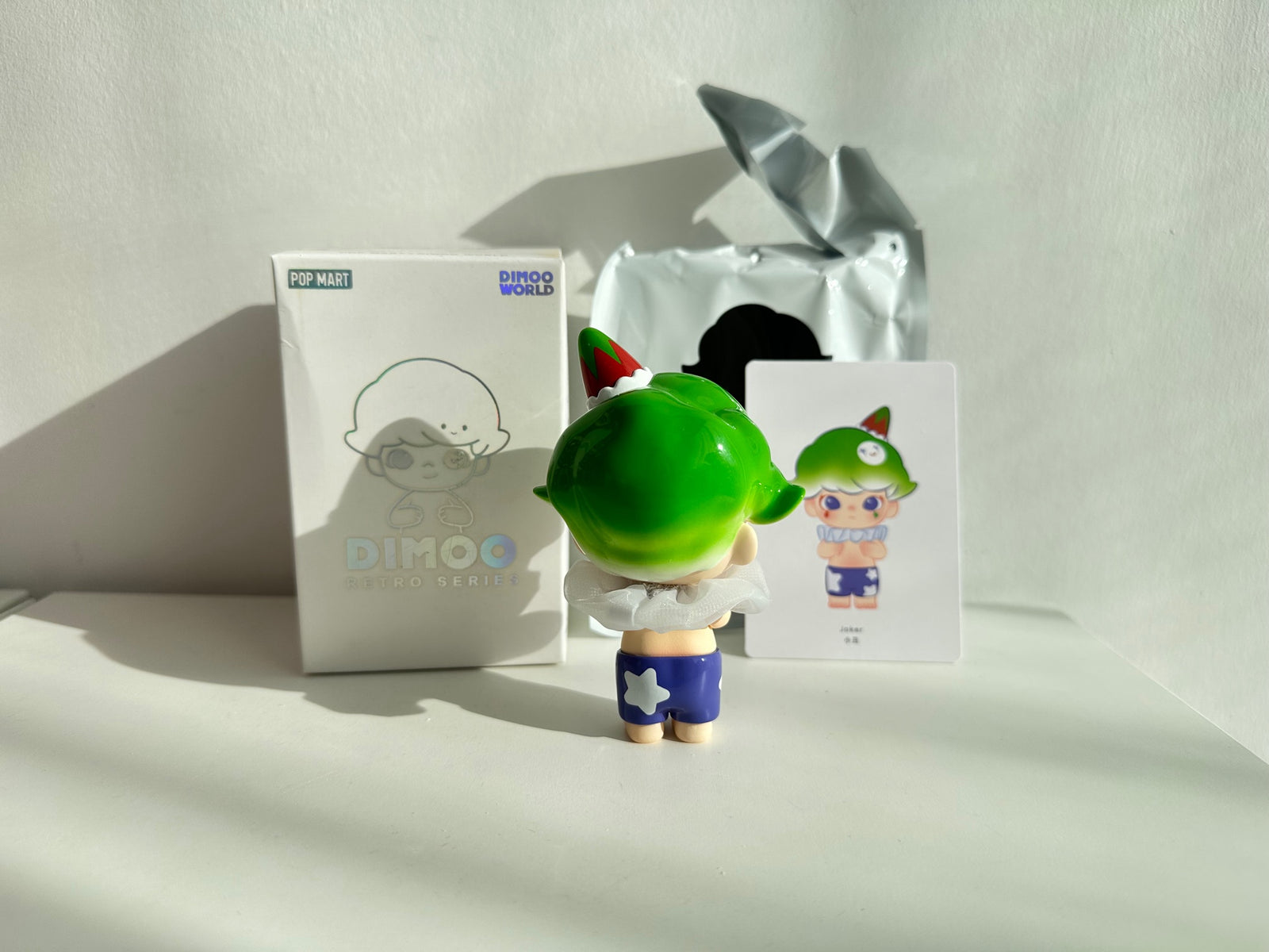 Joker - DIMOO Retro Series Figures by POP MART - 3