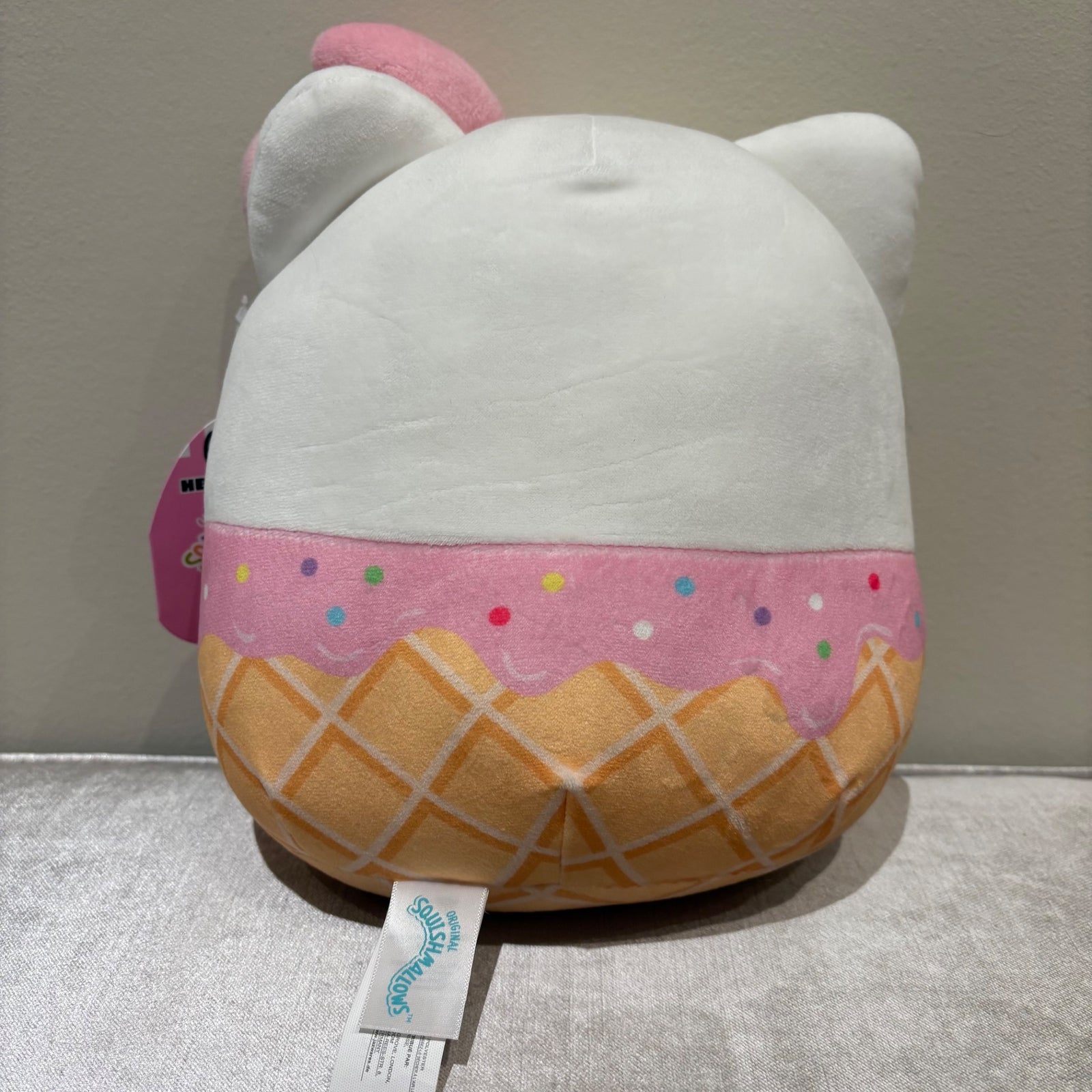 8” Hello Kitty - Sanrio Desserts by Squishmallows - 2