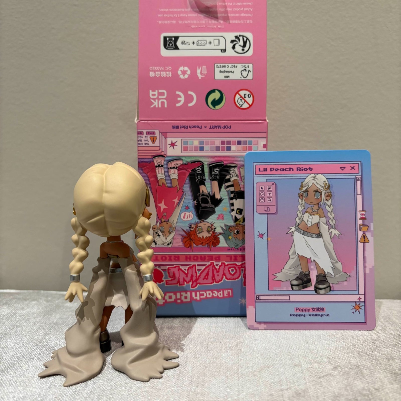 Poppy Valykrie - Lil Peach Riot by POP MART - 2