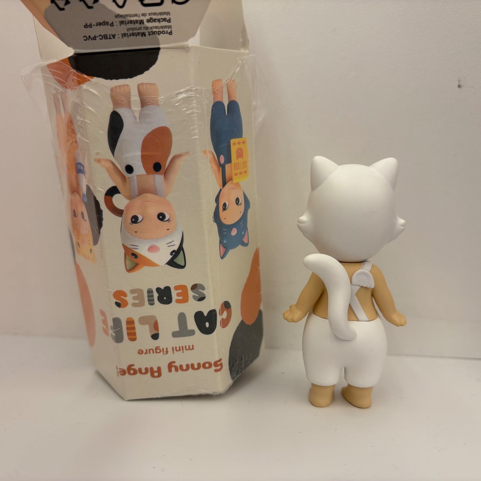 White - Cat Life Series by Sonny Angel - 2