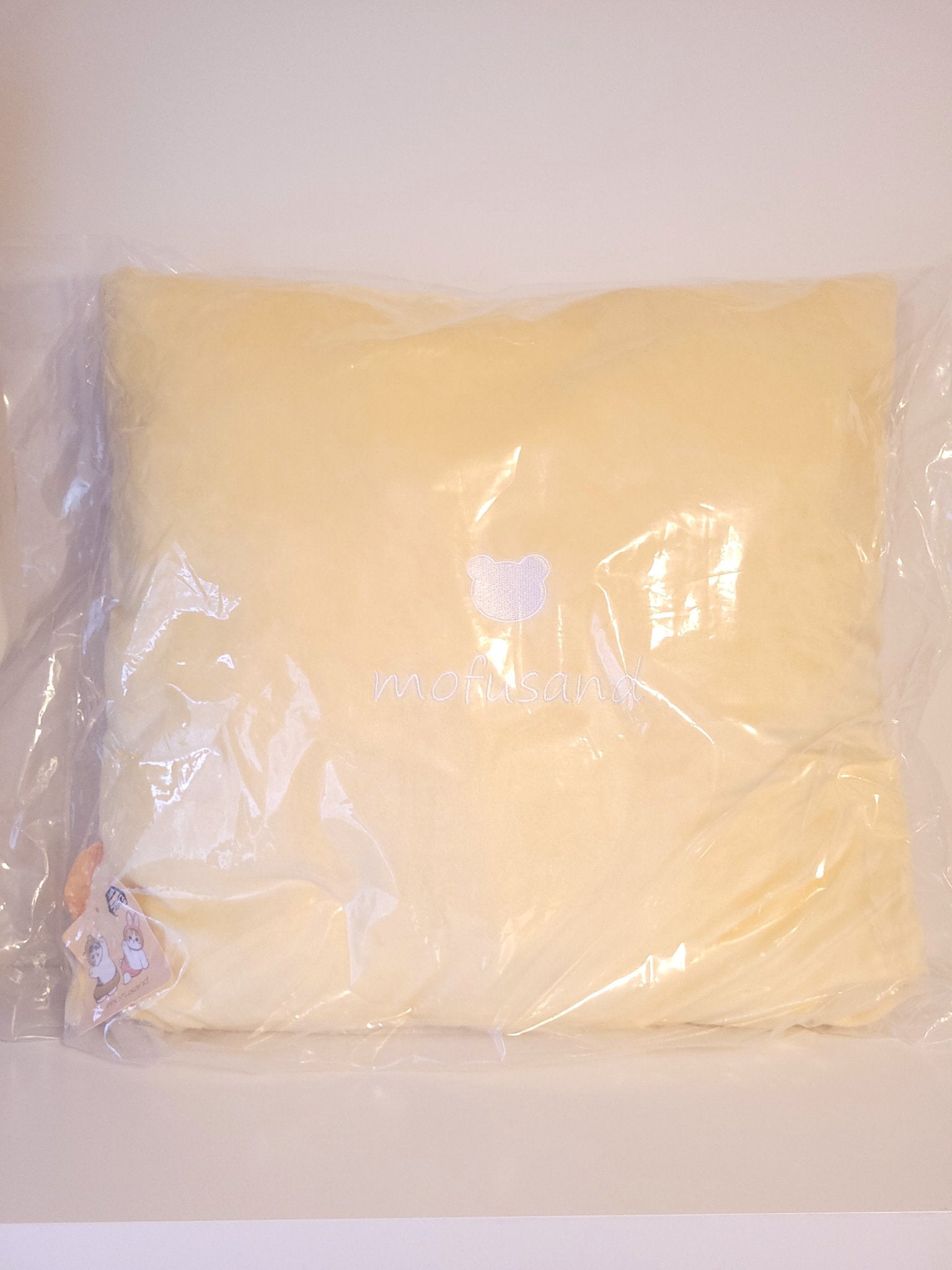 Mofusand - Light yellow soft cushion (Large 40cm x 40cm) - 2