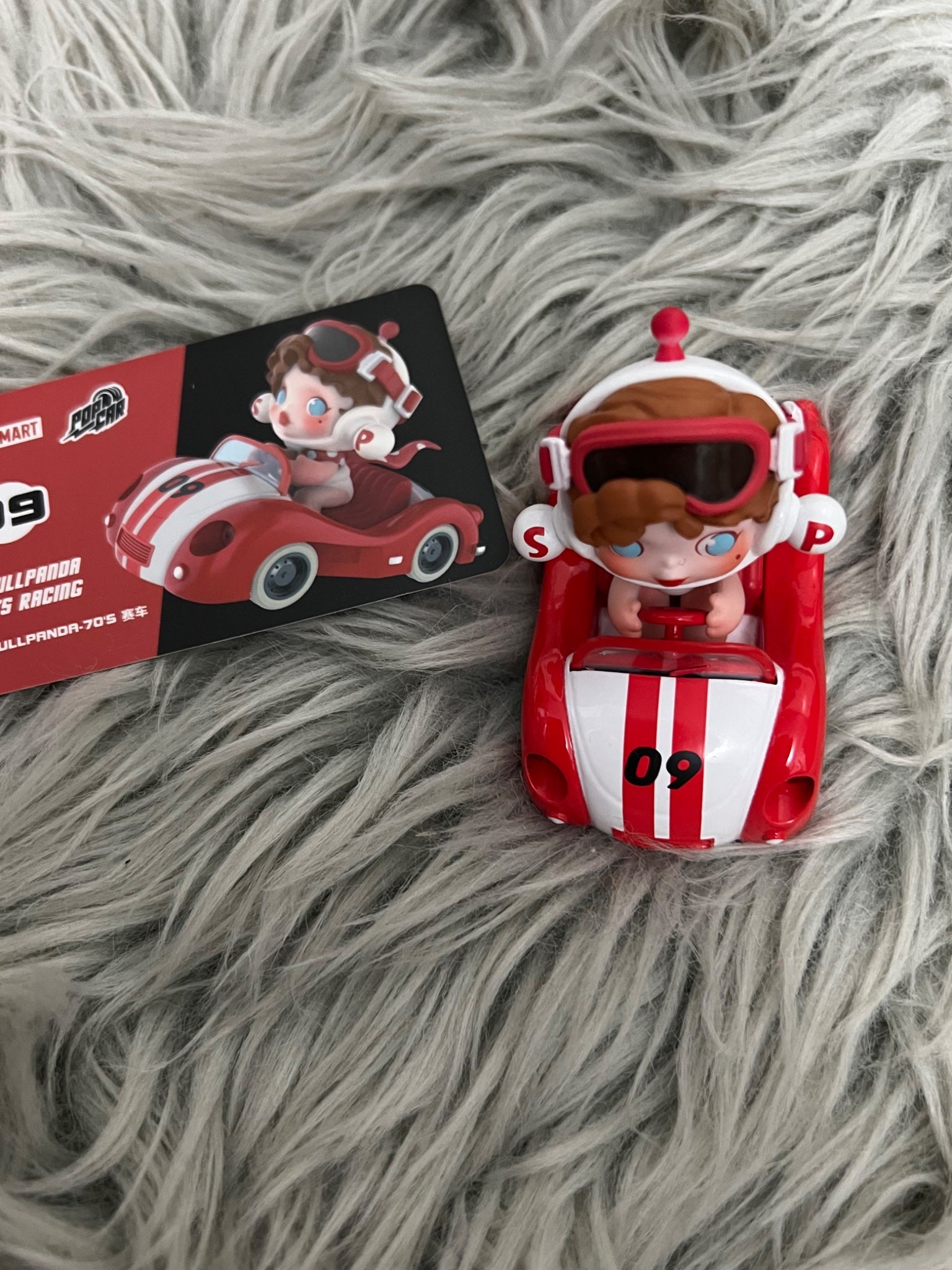 Skullpanda 70's Racing Smart Figure - Pop Car Super Track - Pop Mart - 1