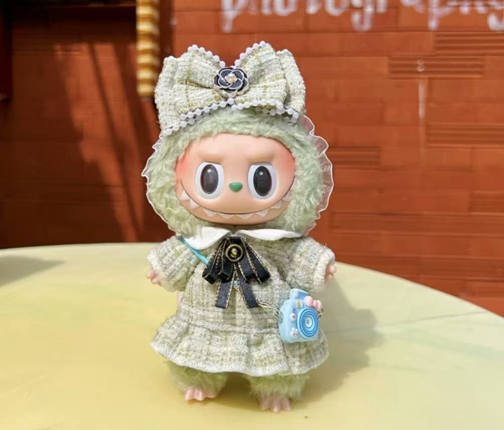 Green Cape Dress Set - Labubu Clothes for Exciting Macaron - 1