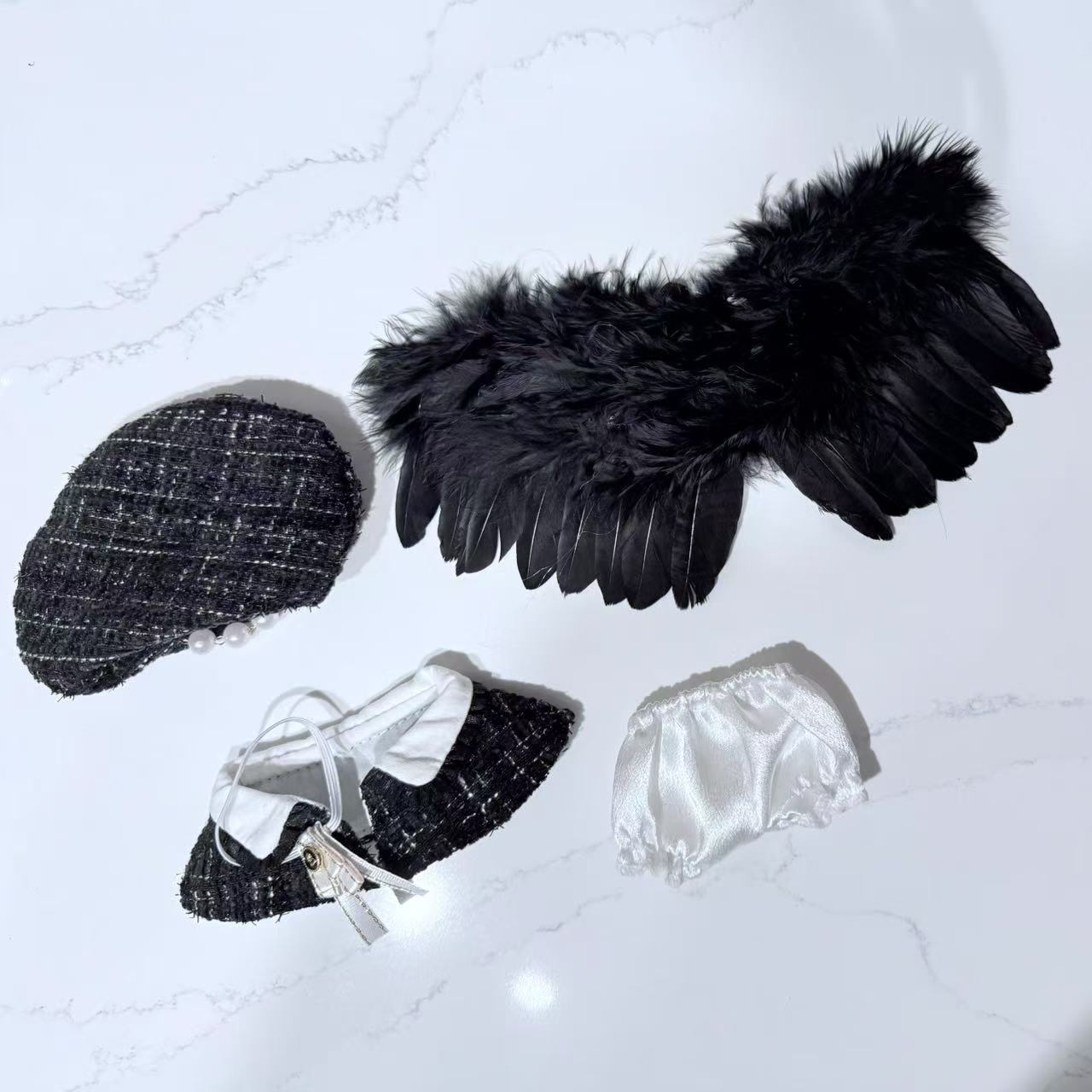 Black Cape Set With Hat and Wings - Labubu Clothes for Have A Seat - 2