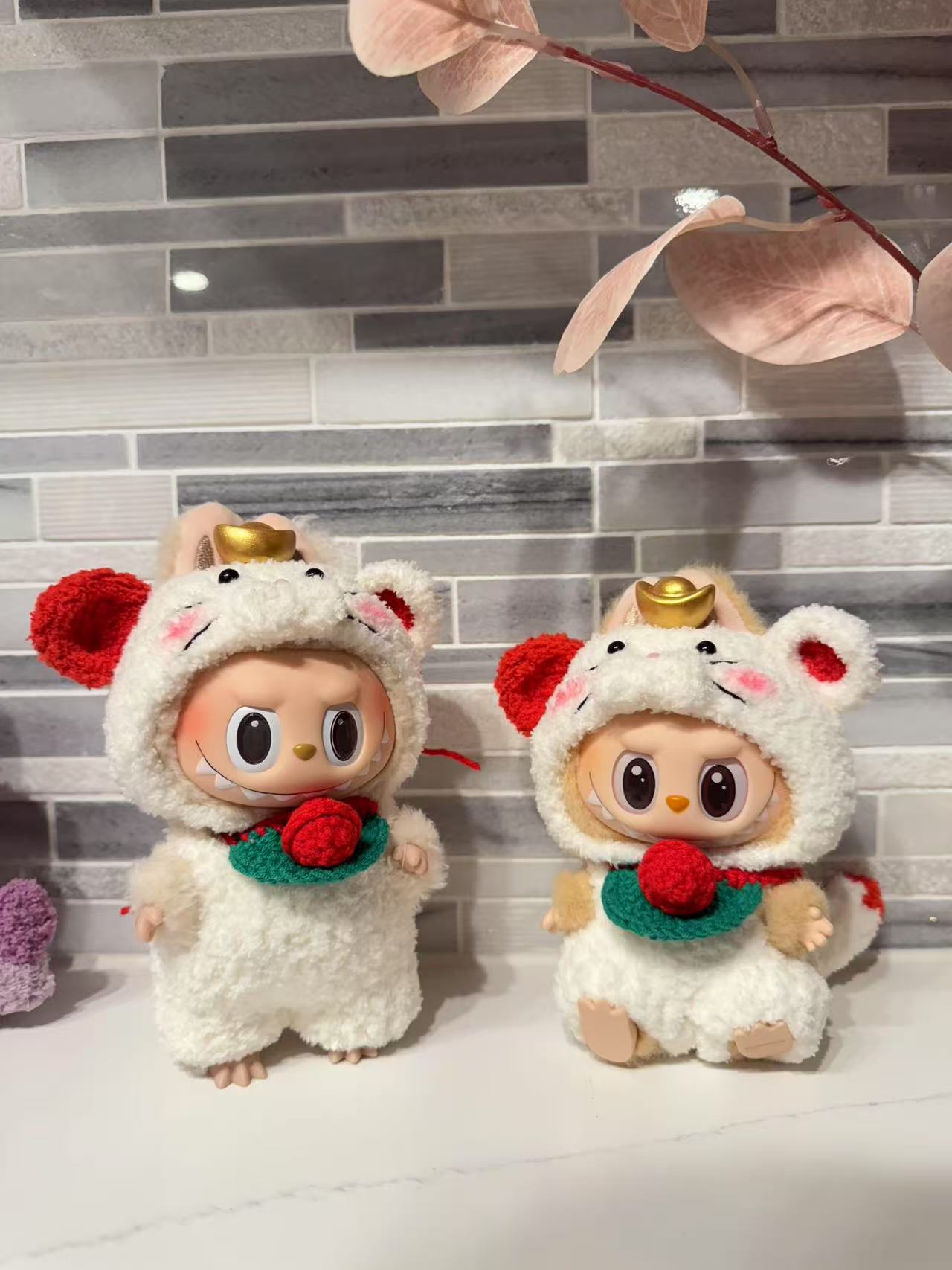 Crochet White Lucky Mouse - Labubu Clothes For Exciting Macaron