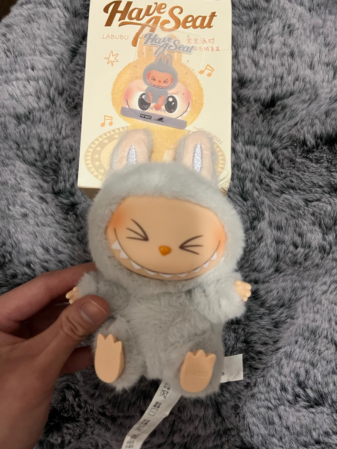 Hehe - Labubu Have a Seat - Popmart - 2