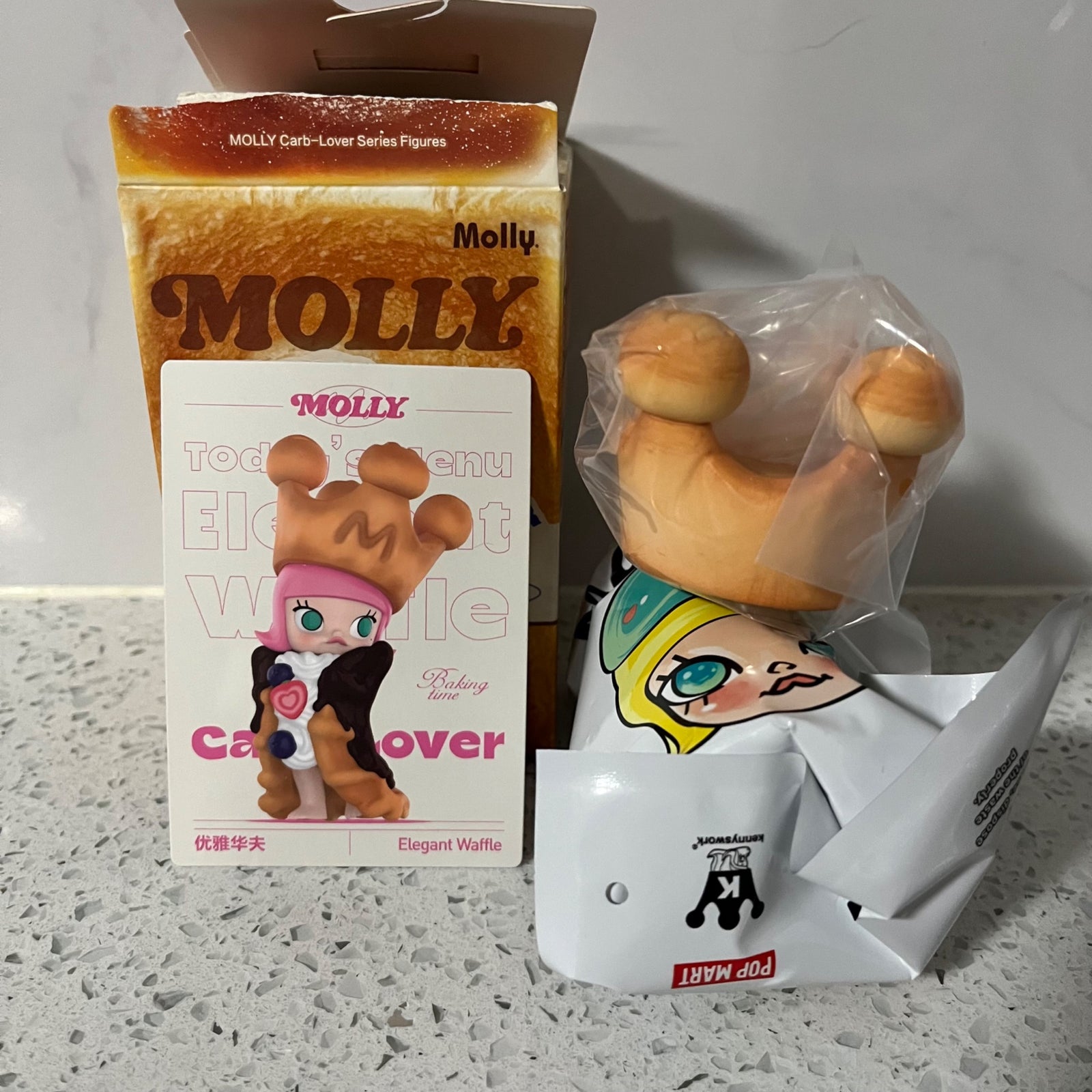 Elegant Waffle - Molly Carb Lover Series - Pop Mart
