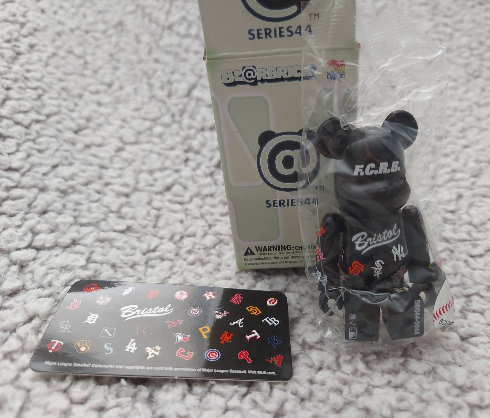 Bristol MLB FCRB (Secret Rare) - Bearbrick Series 44 - Medicomtoy