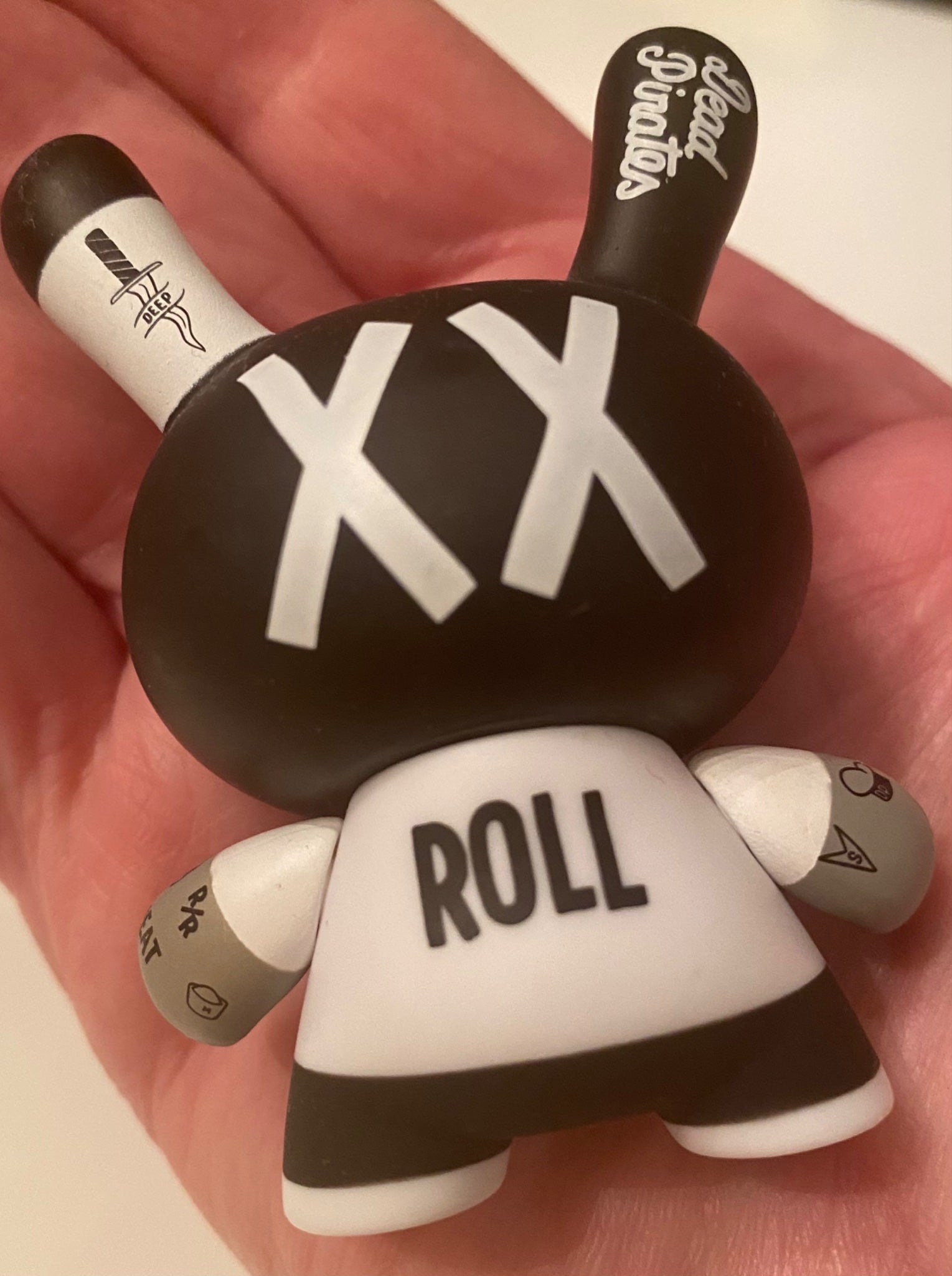 Le Dead Plastique 3” - Dunny McBess 2013 - Kidrobot