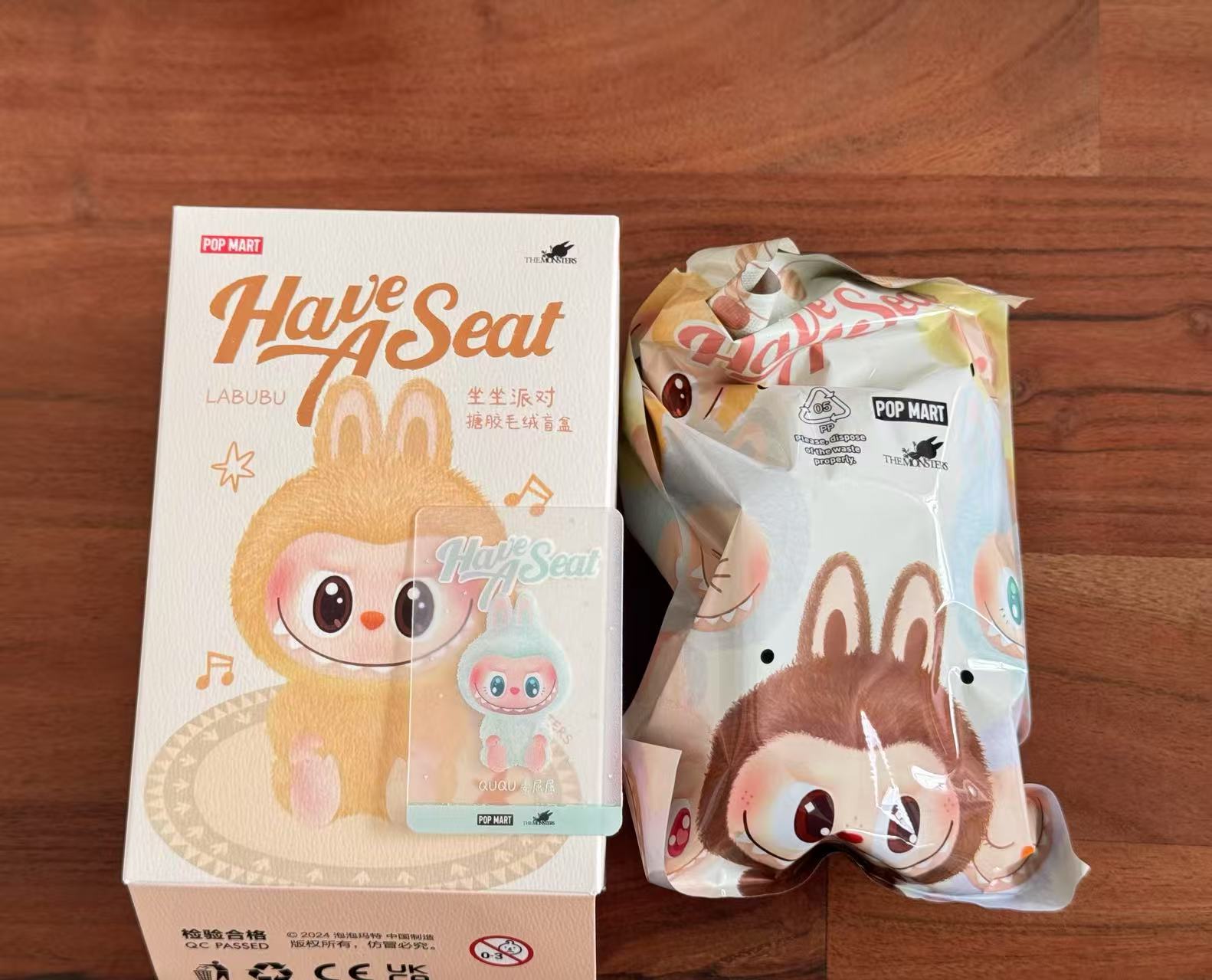 QUQU - Labubu The Monsters Have A Seat by POP MART