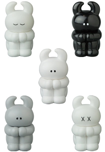 Thinking Uamou by Uamou x Vinyl Artist Gacha Series 13