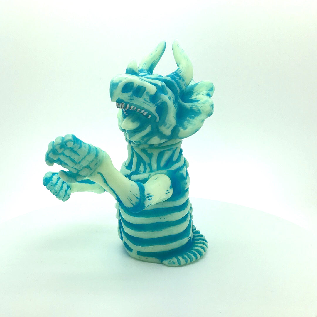 Gashadokutops Sofubi - Creaking Skull by Cereal Box Toys Go!