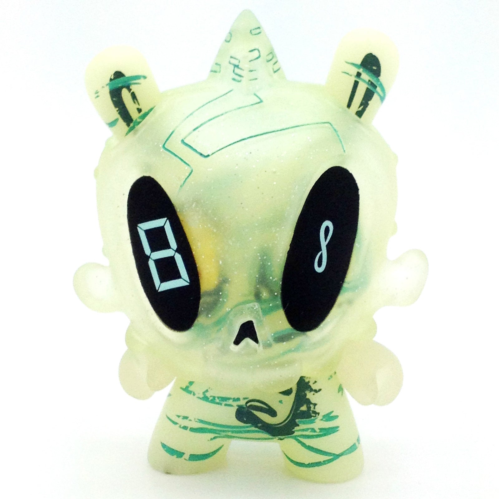 The 13 Dunny Series - The Ancient One #8 - Mindzai - 1