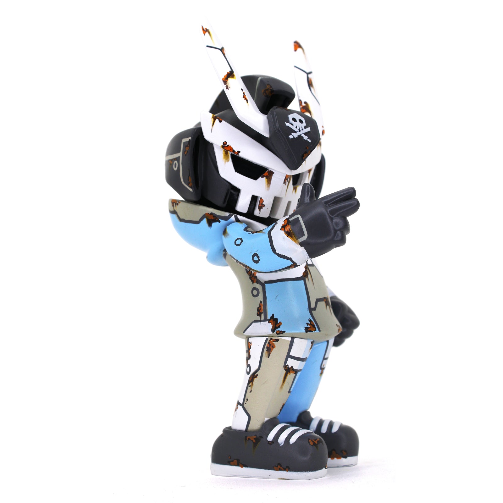 Creeping Robot Death Teq63 by Klav9 x Quiccs x Martian Toys