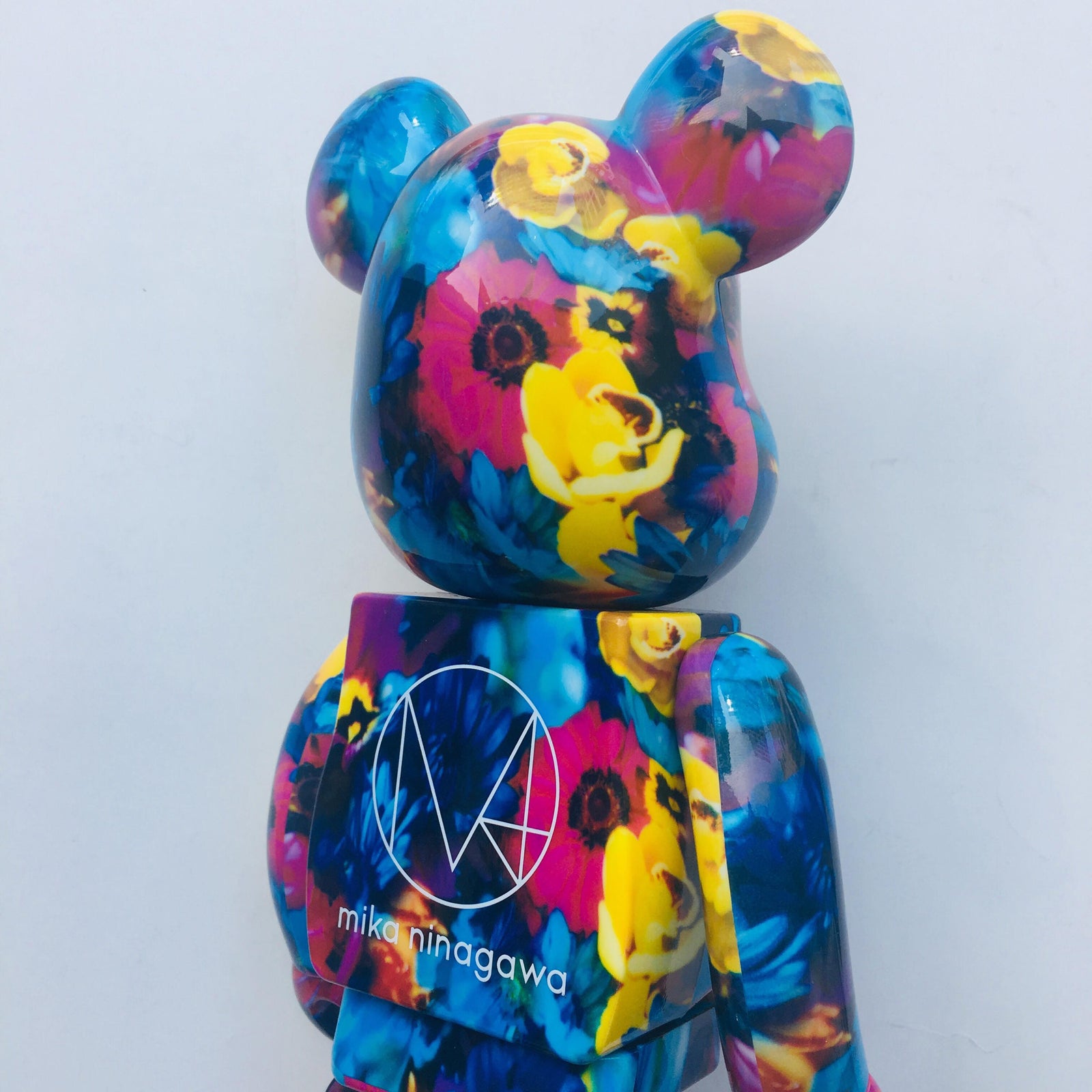 Mika Ninagawa Anemone 100% + 400% Bearbrick Set from Medicom Toy