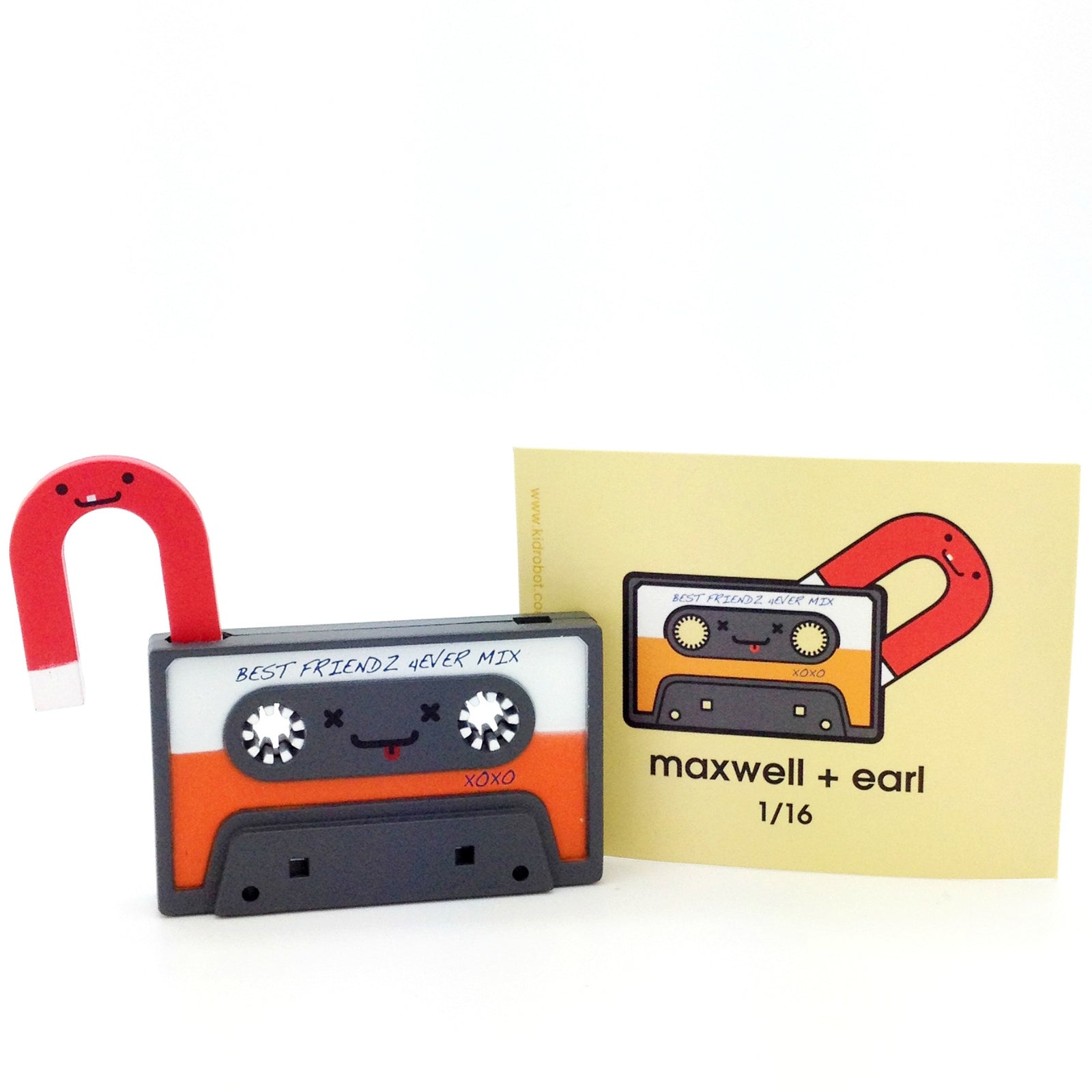 BFF Series by Travis Cain x Kidrobot - Maxwell + Earl - Mindzai - 3