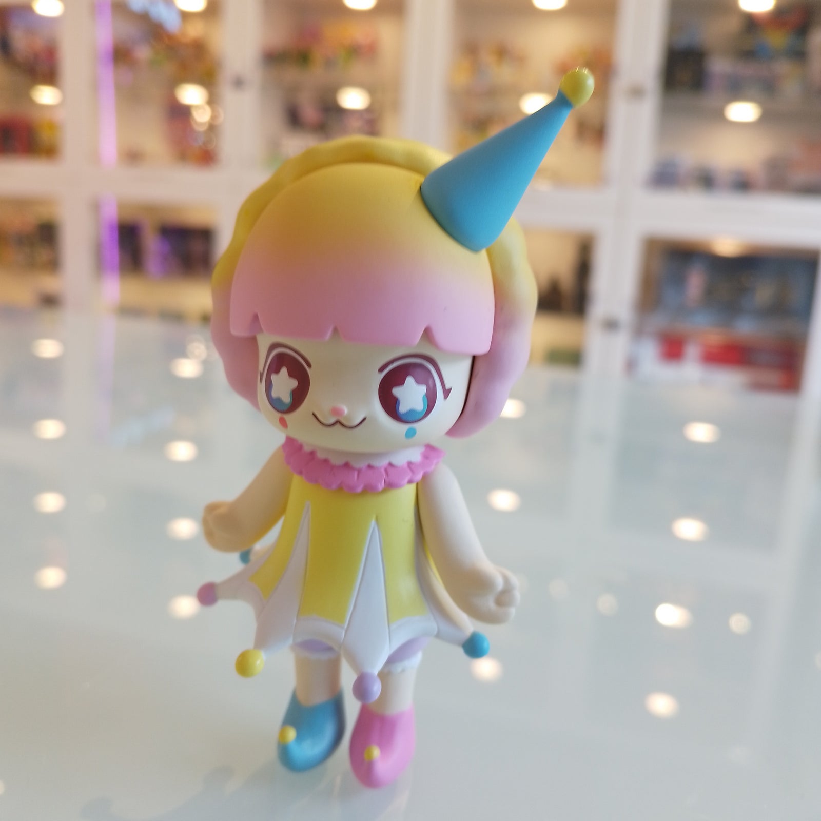 Kimmy Clown - KIMMY & MIKI ChimeLong Circus series by 52TOYS