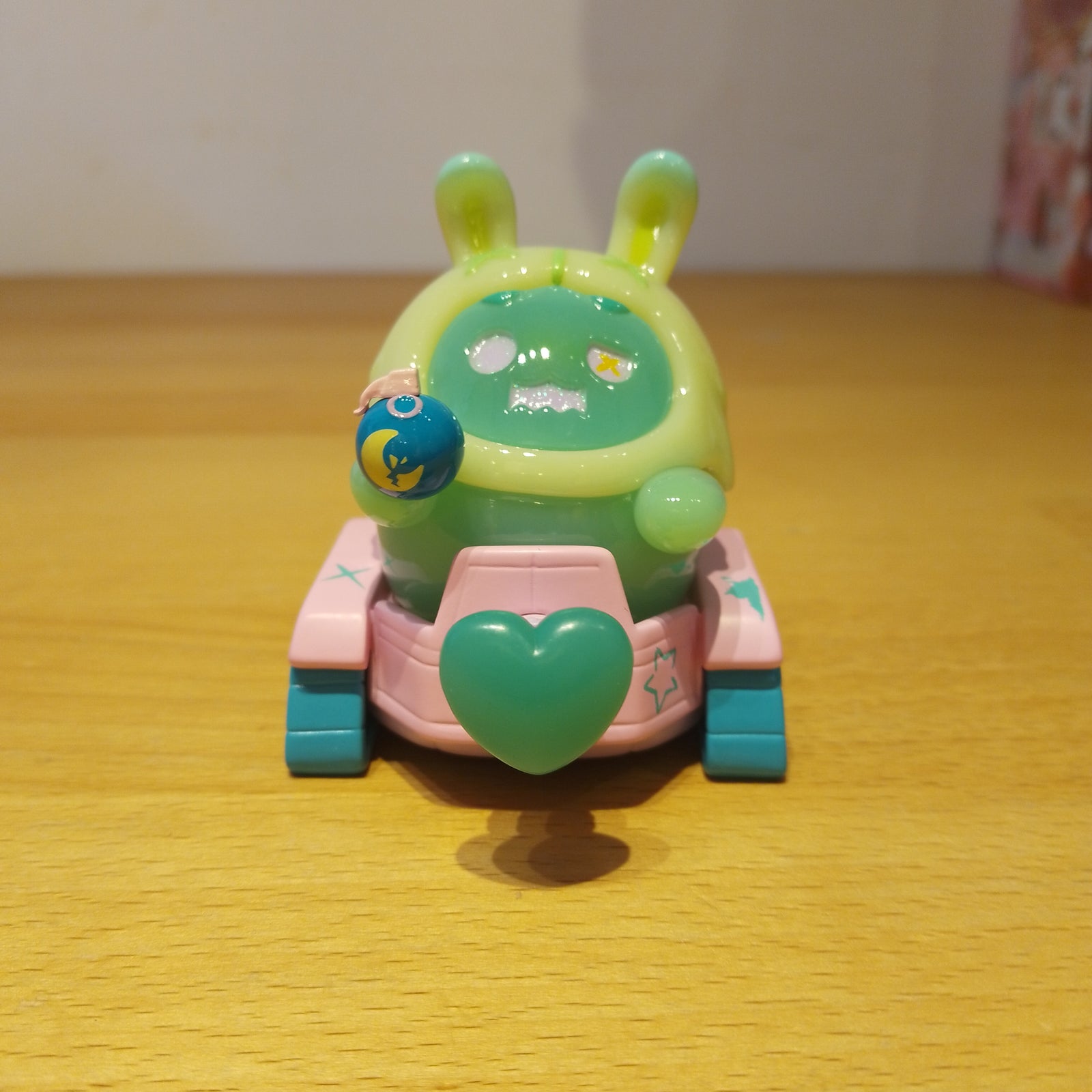 Love Shooter - The Lonely Moon Series by ShinWoo x Finding Unicorn