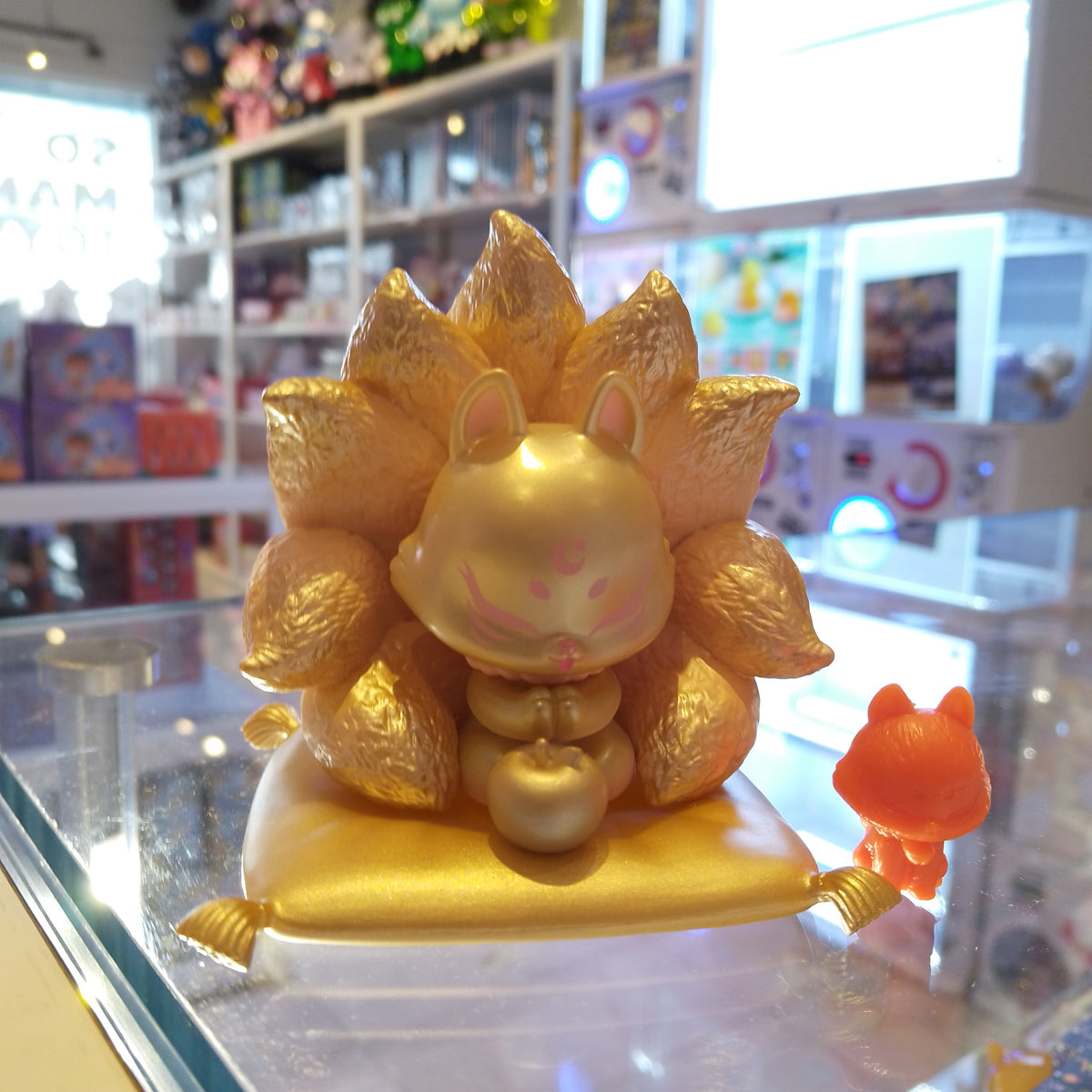 Gold Fox - Nine Tail Fox