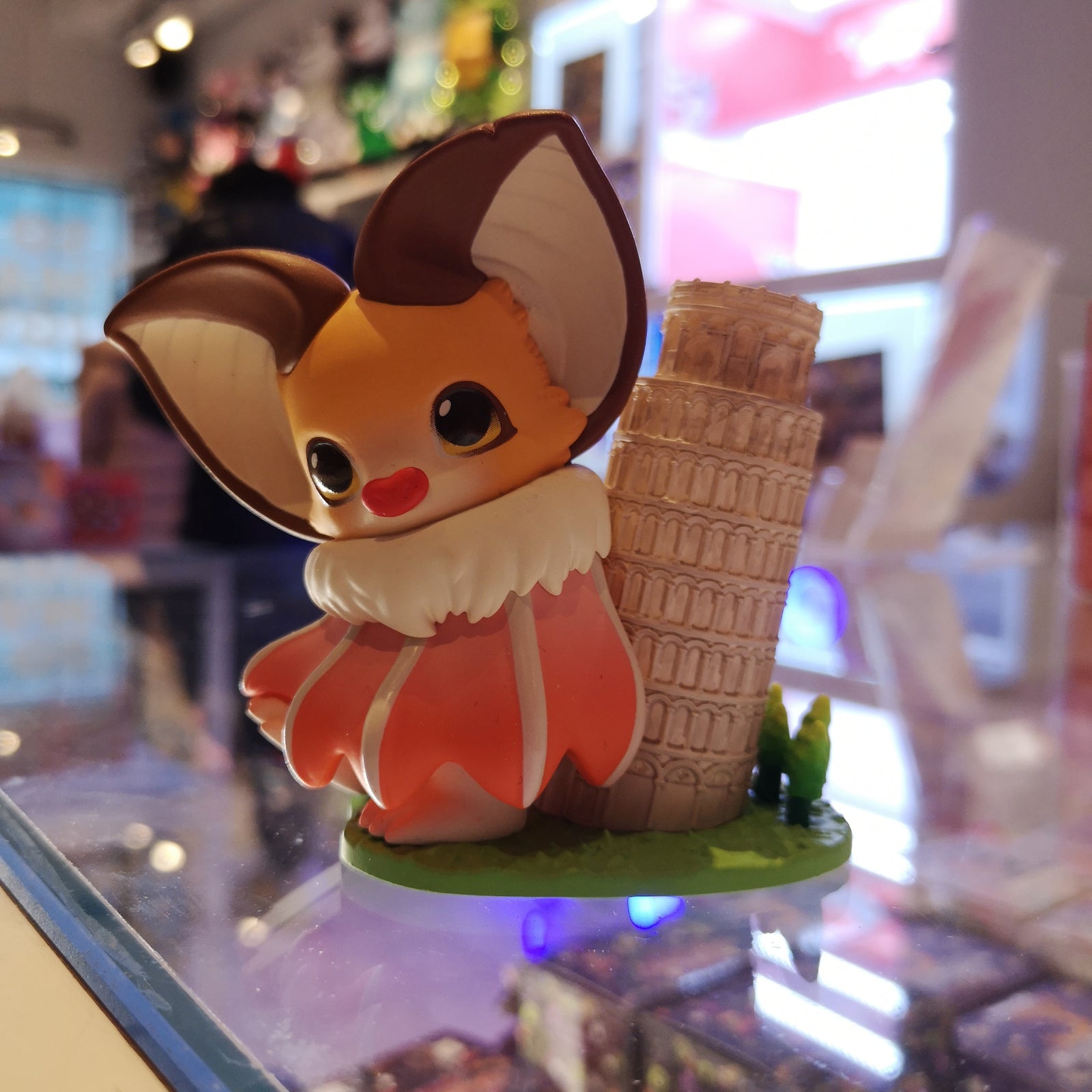 Leaning Tower of Pisa - Yoki Travel Around the World Blind Box Series by POP MART