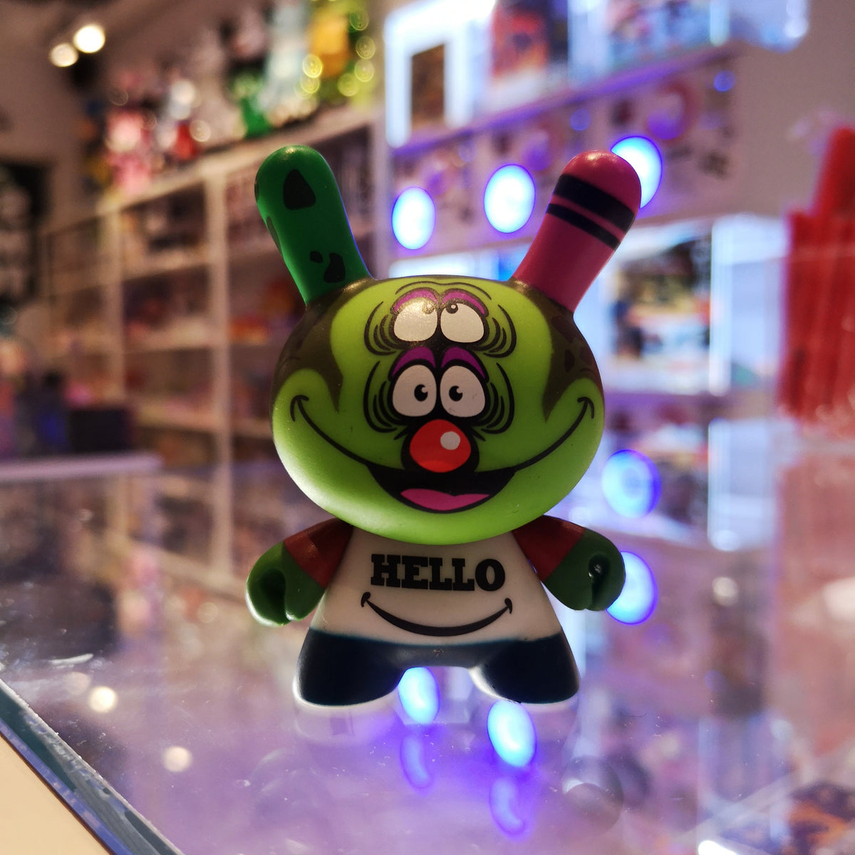 Hello Goodbye - Dunny 2010 series by Kidrobot - 1