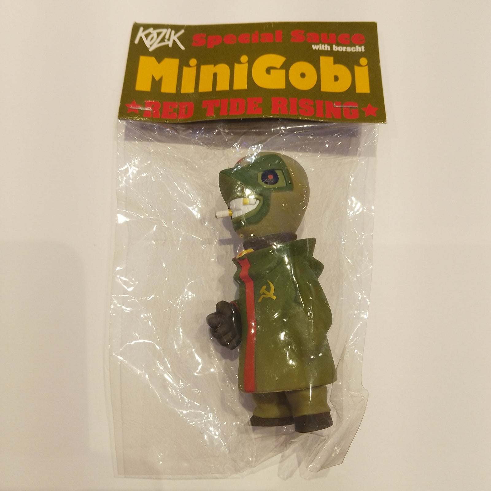 Mini Gobi Figure (Red Tide Rising) by Kozik - 1