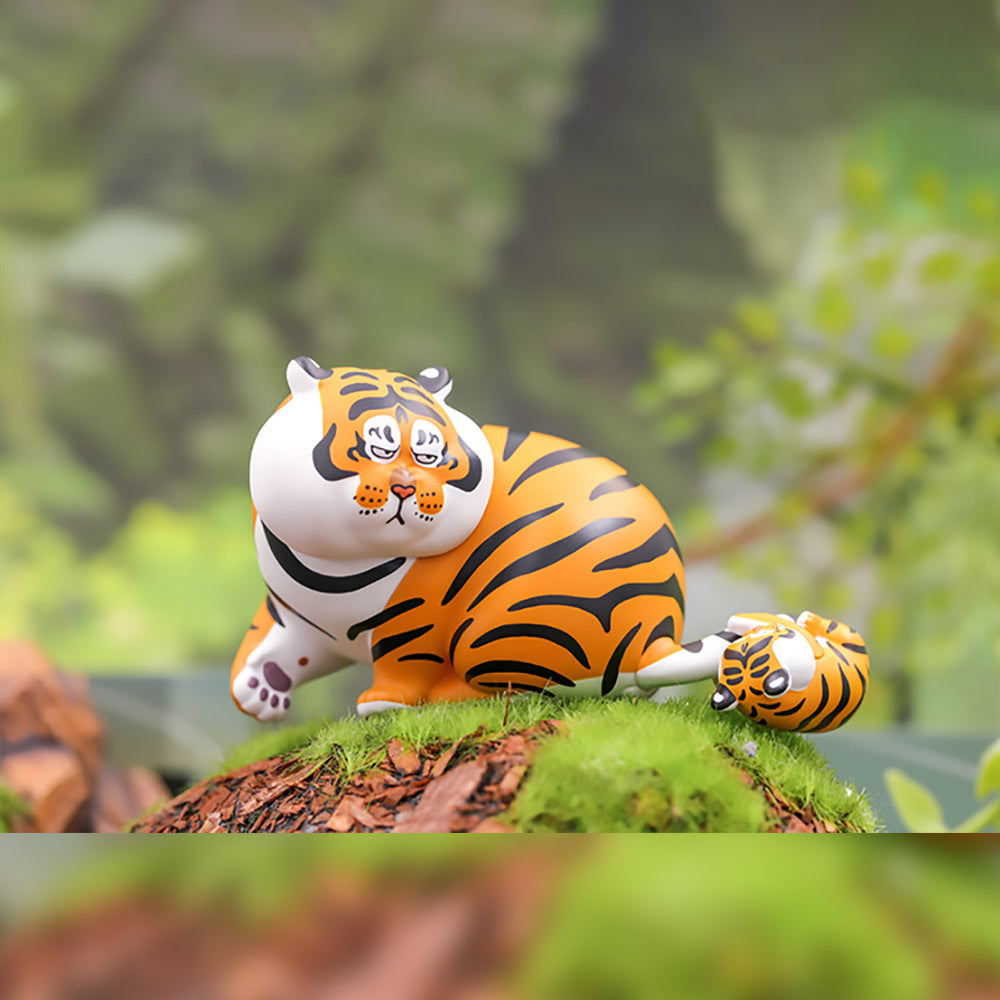 Tail Bite - Panghu &amp; Baby Series 1 by 52Toys