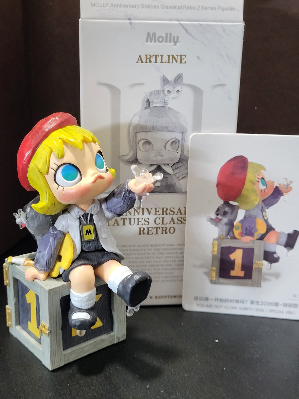 You Are Not Alone Rebirth 2006 (Special Version) - Molly Anniversary Statues Classical Retro - Popmart