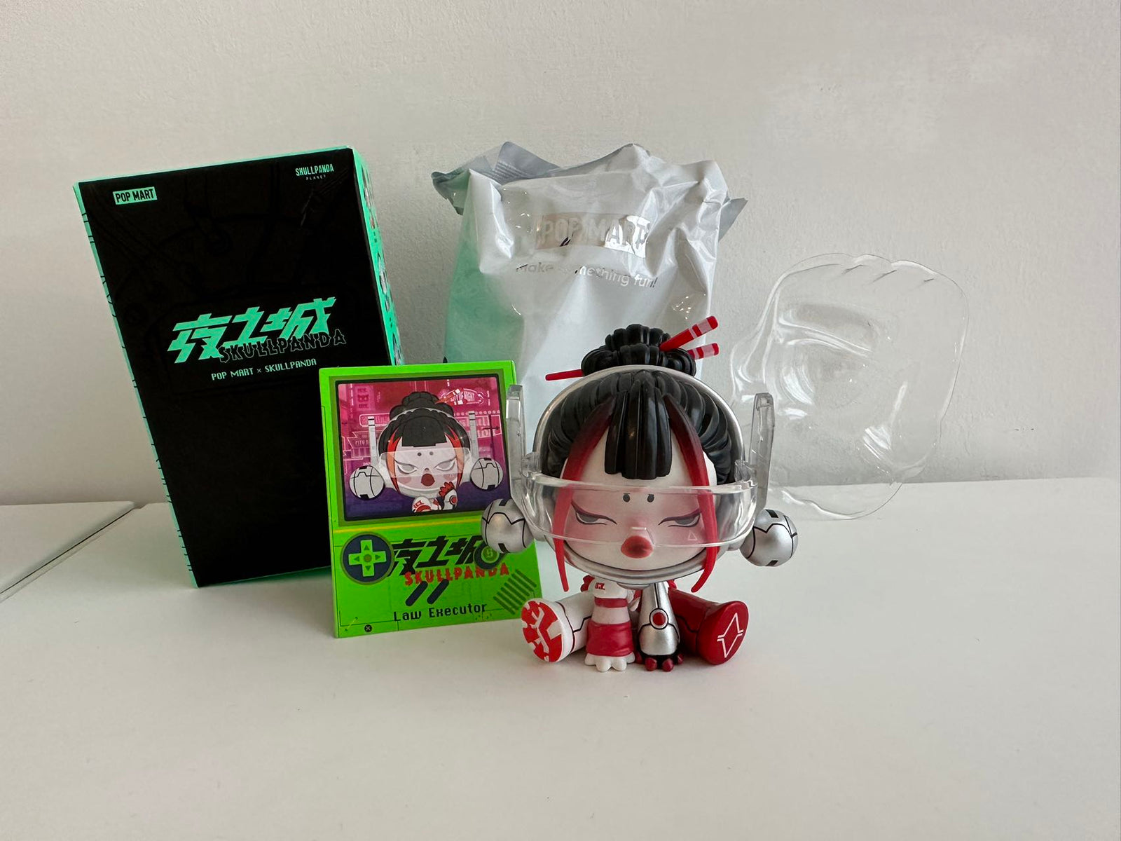 Law Executor - City of Night Blind Box Series by SkullPanda by POP MART - 1