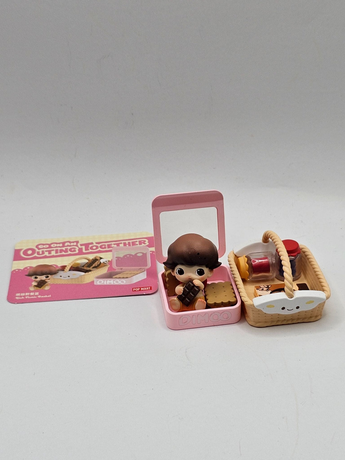 Rich Picnic Basket - Dimooo Go on an Outing Together Series - Popmart - 1