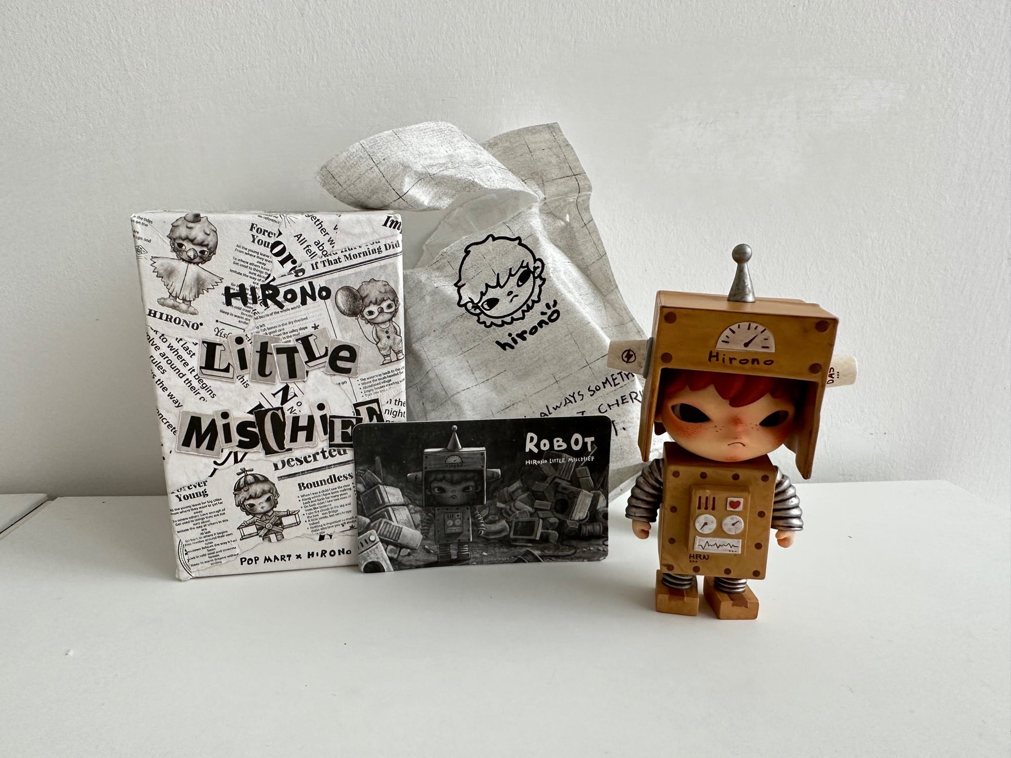 Robot - Hirono Little Mischief By POP MART - Mindzai Toy Shop
