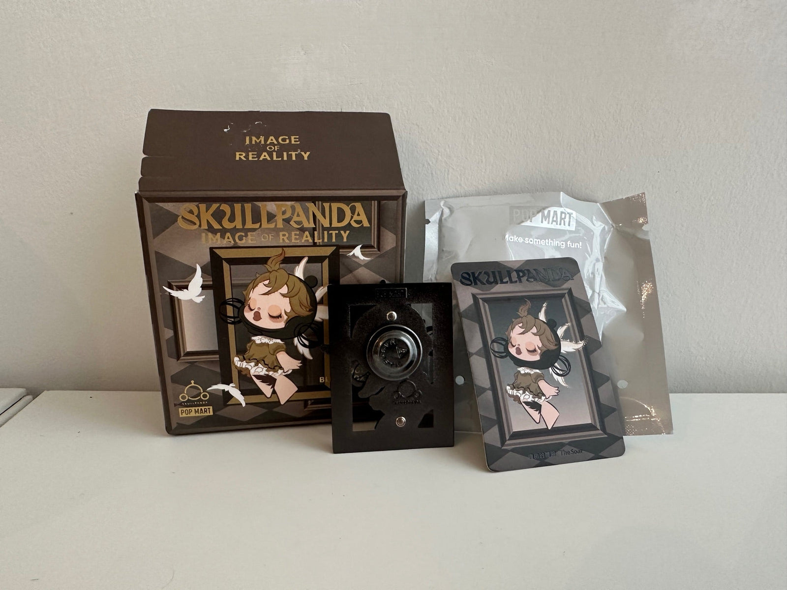 The Soar - SKULLPANDA Image Of Reality Series-Badge by POP MART - 1