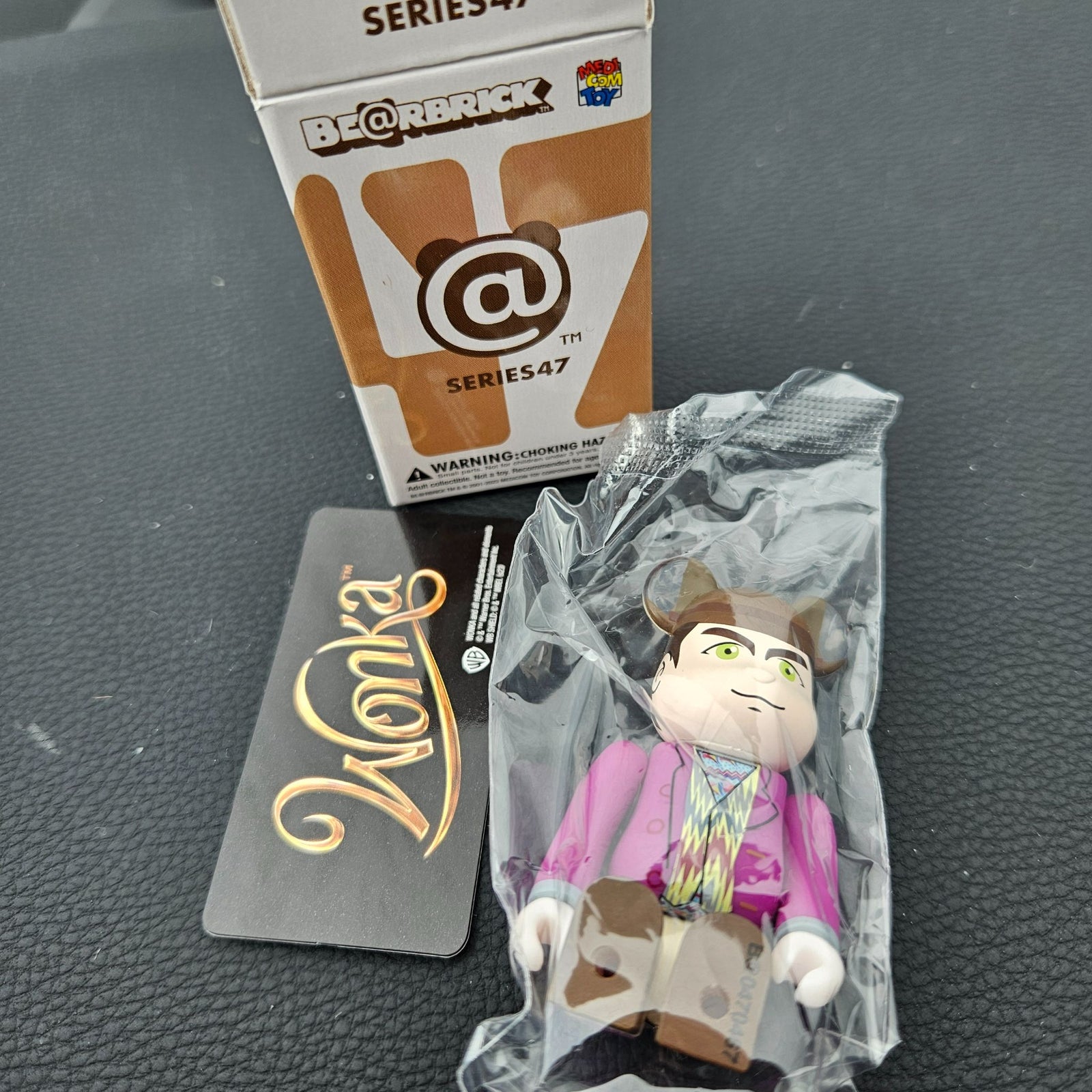 Willy Wonka - Bearbrick Series 47 by Medicom Toy - 1