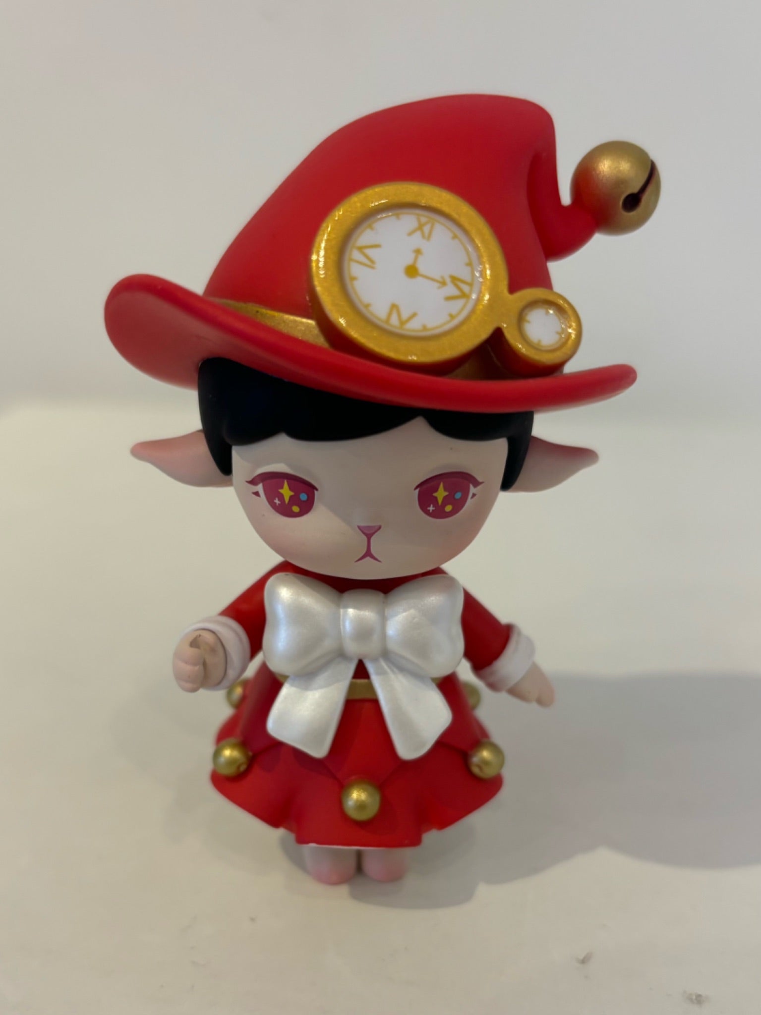 Eileen - Bunny magic series by popmart - 1